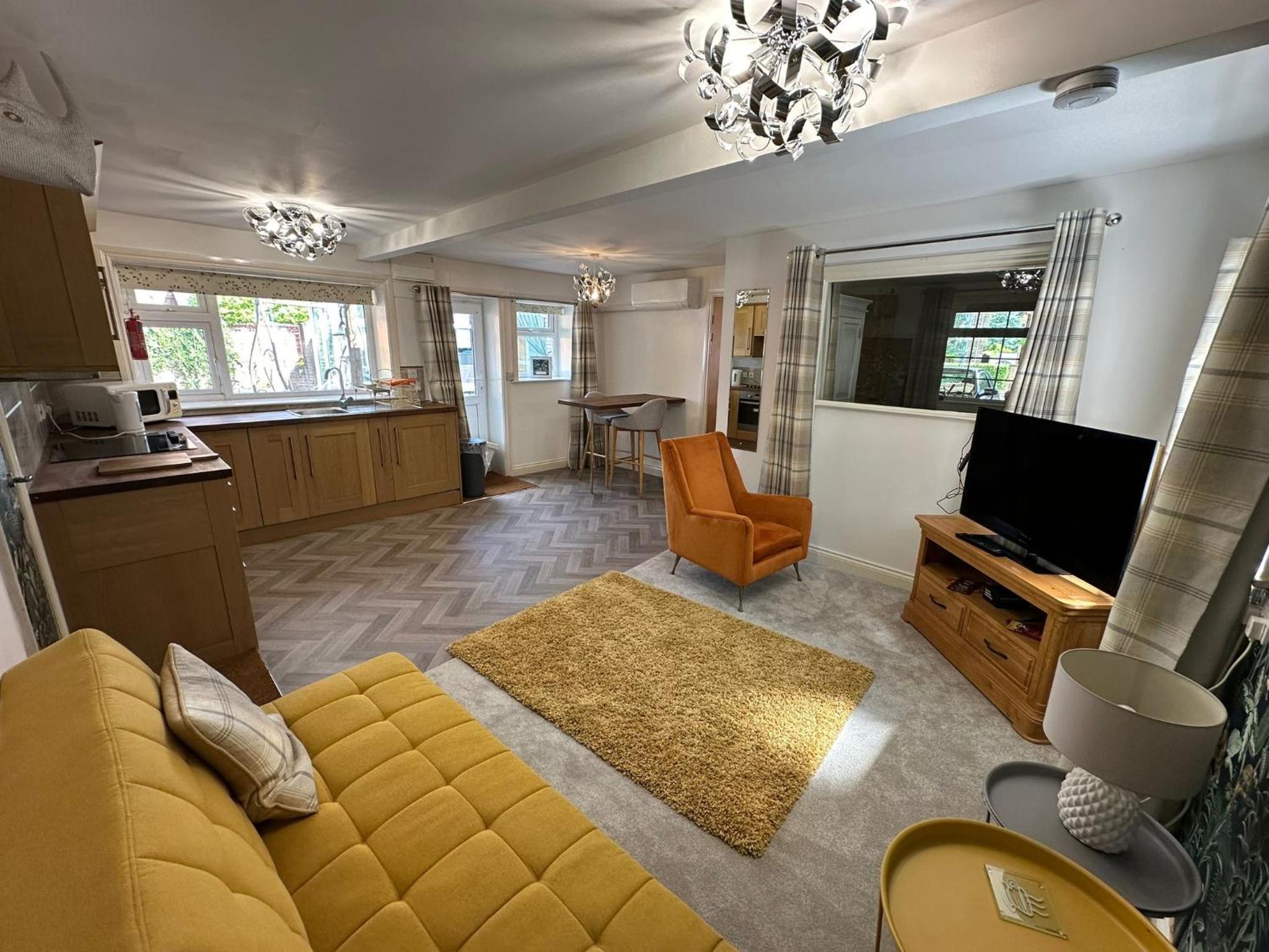 Apartment photo 1
