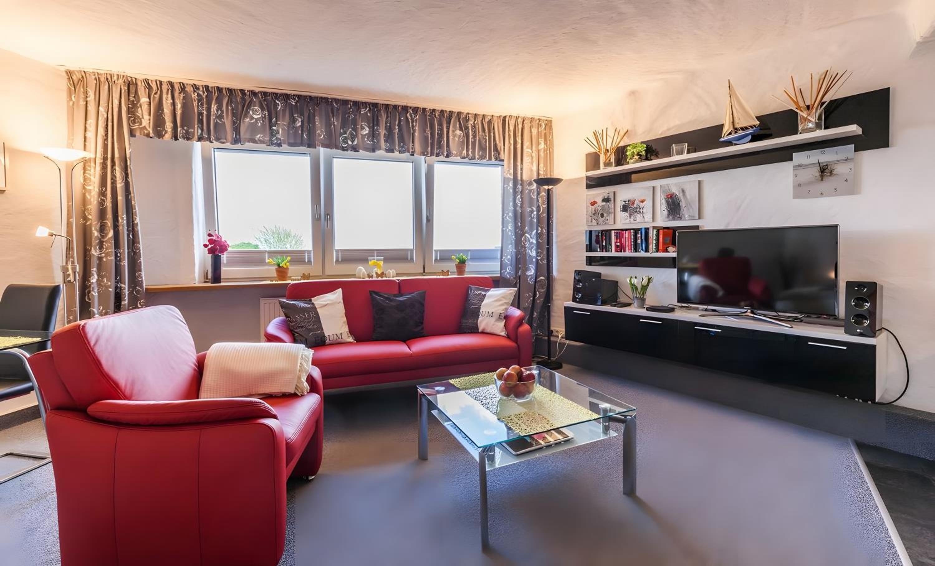 Superior One-Bedroom Apartment