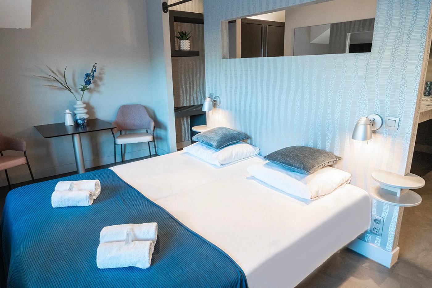 Suite With City View photo 2
