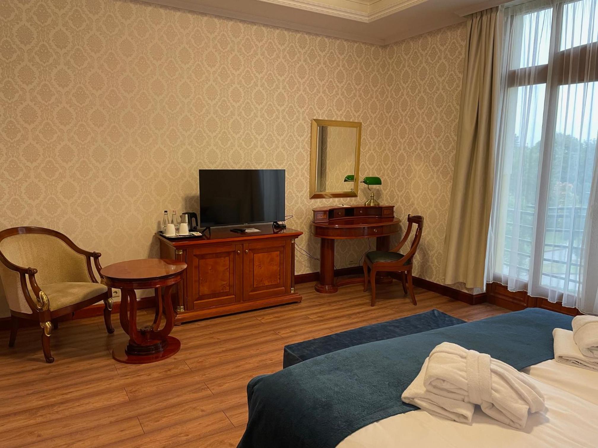 Superior Double or Twin Room photo 1