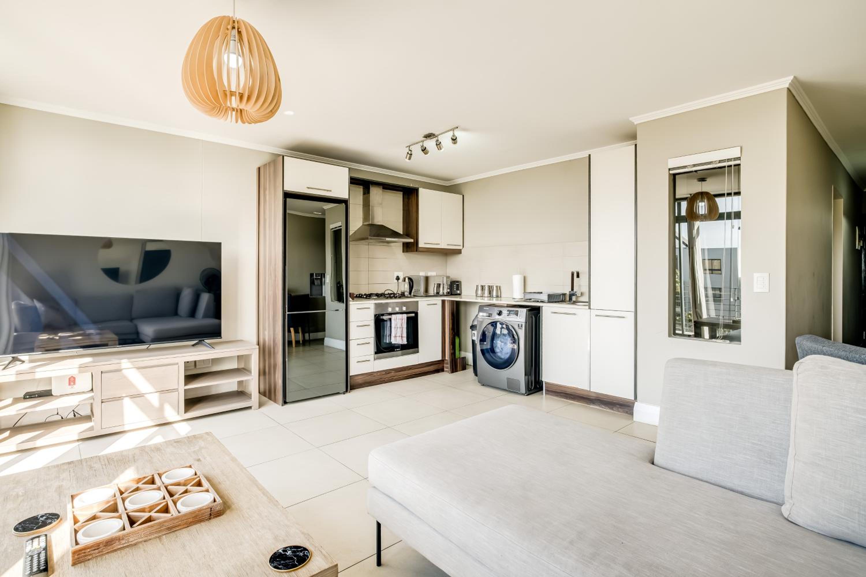 One-Bedroom Apartment - Photo 25