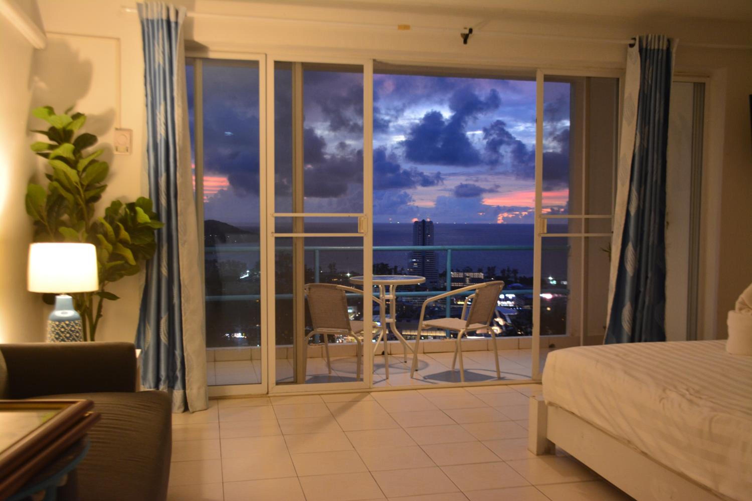 Studio with Sea View - Photo 11