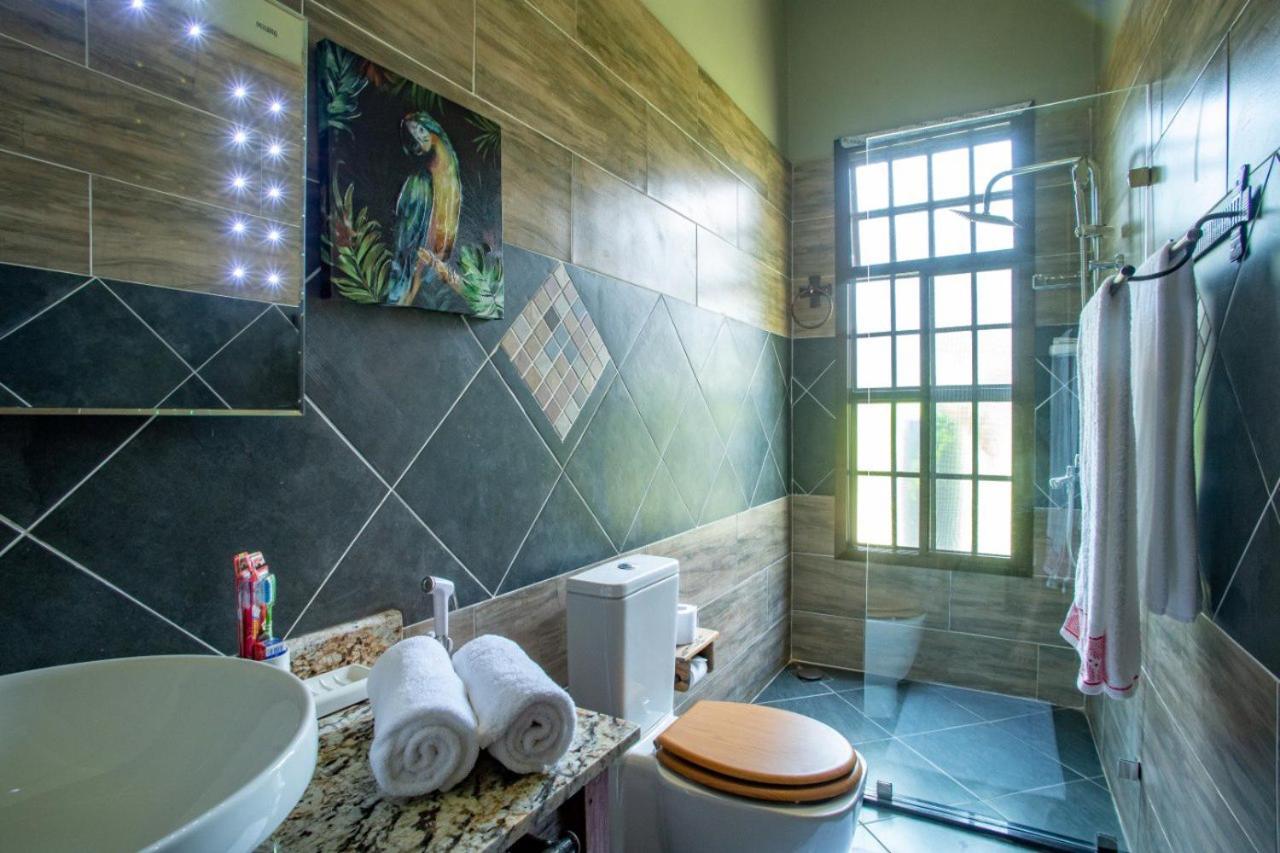 Two-Bedroom Suite - Photo 8