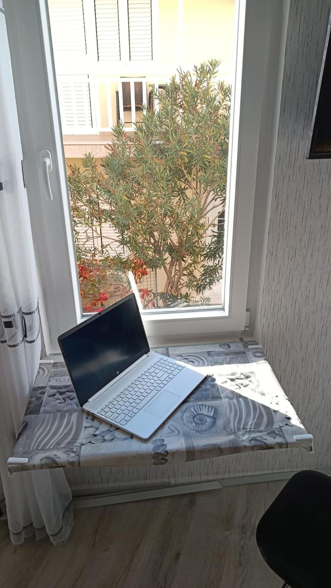 Standard Triple Room with Sea View