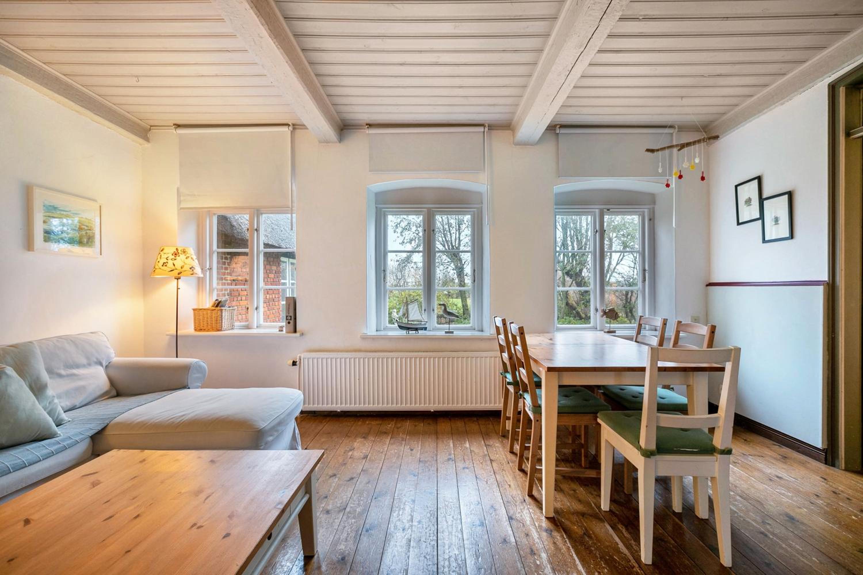 Two-Bedroom Deluxe Apartment with Garden View photo 1