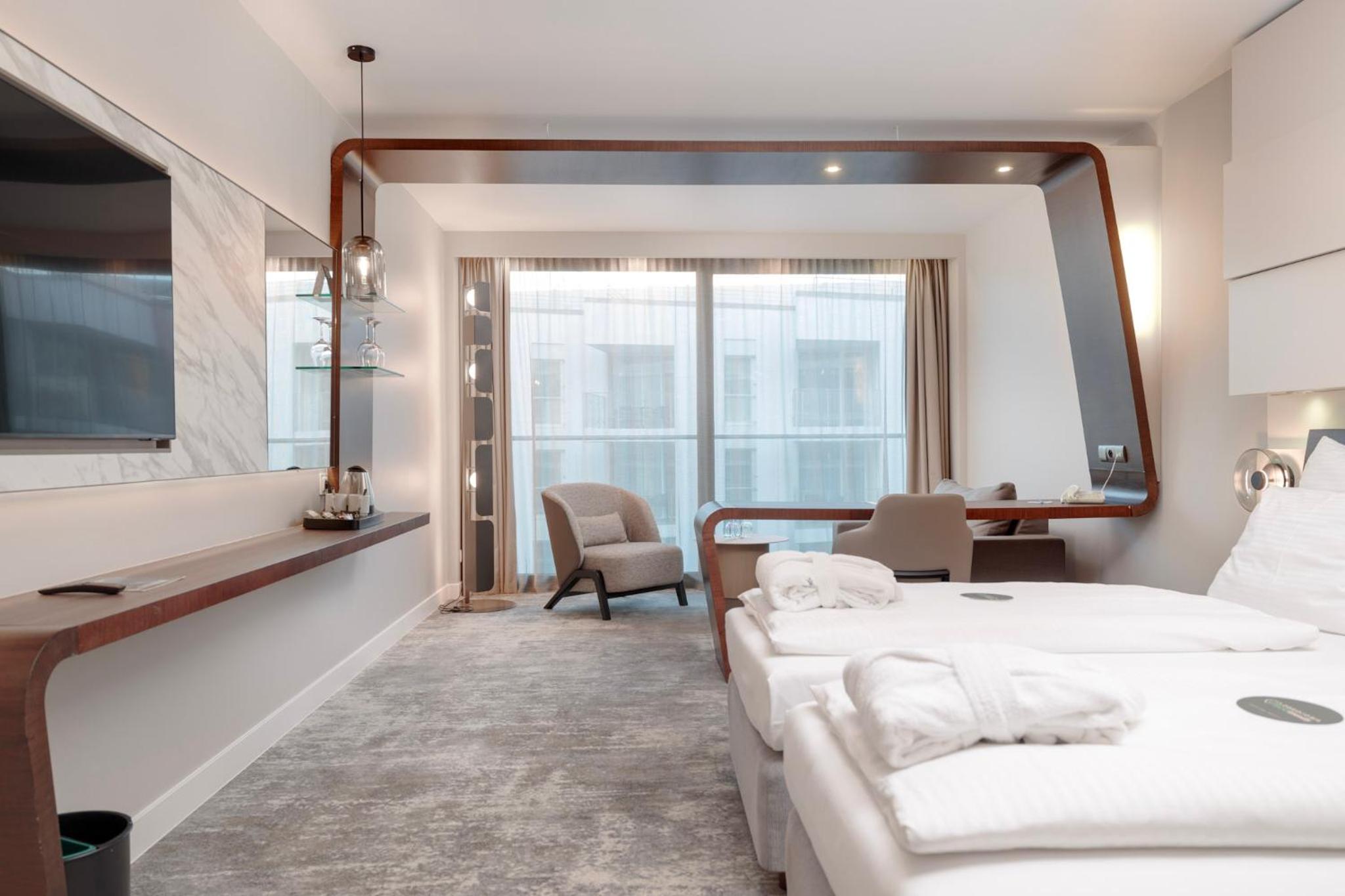 Standard Twin Room with Sofa and with side Sea view