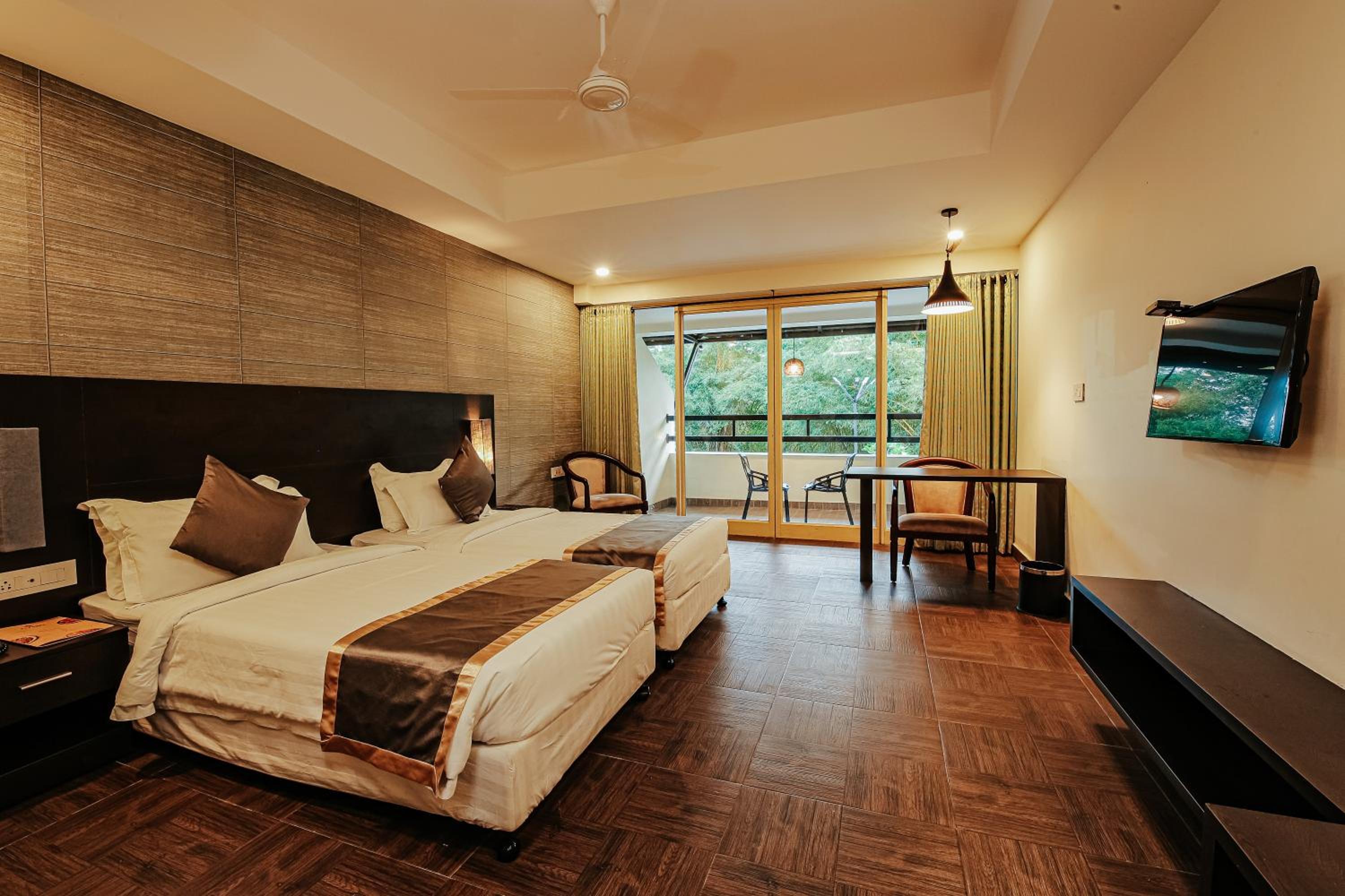 Twin Room with Balcony