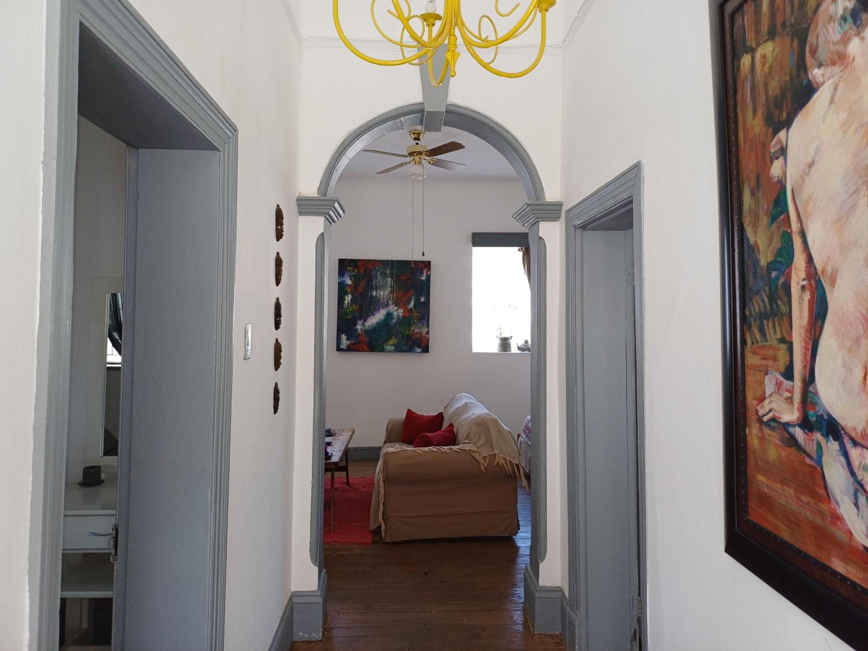 Cottage with Garden View - Photo 1