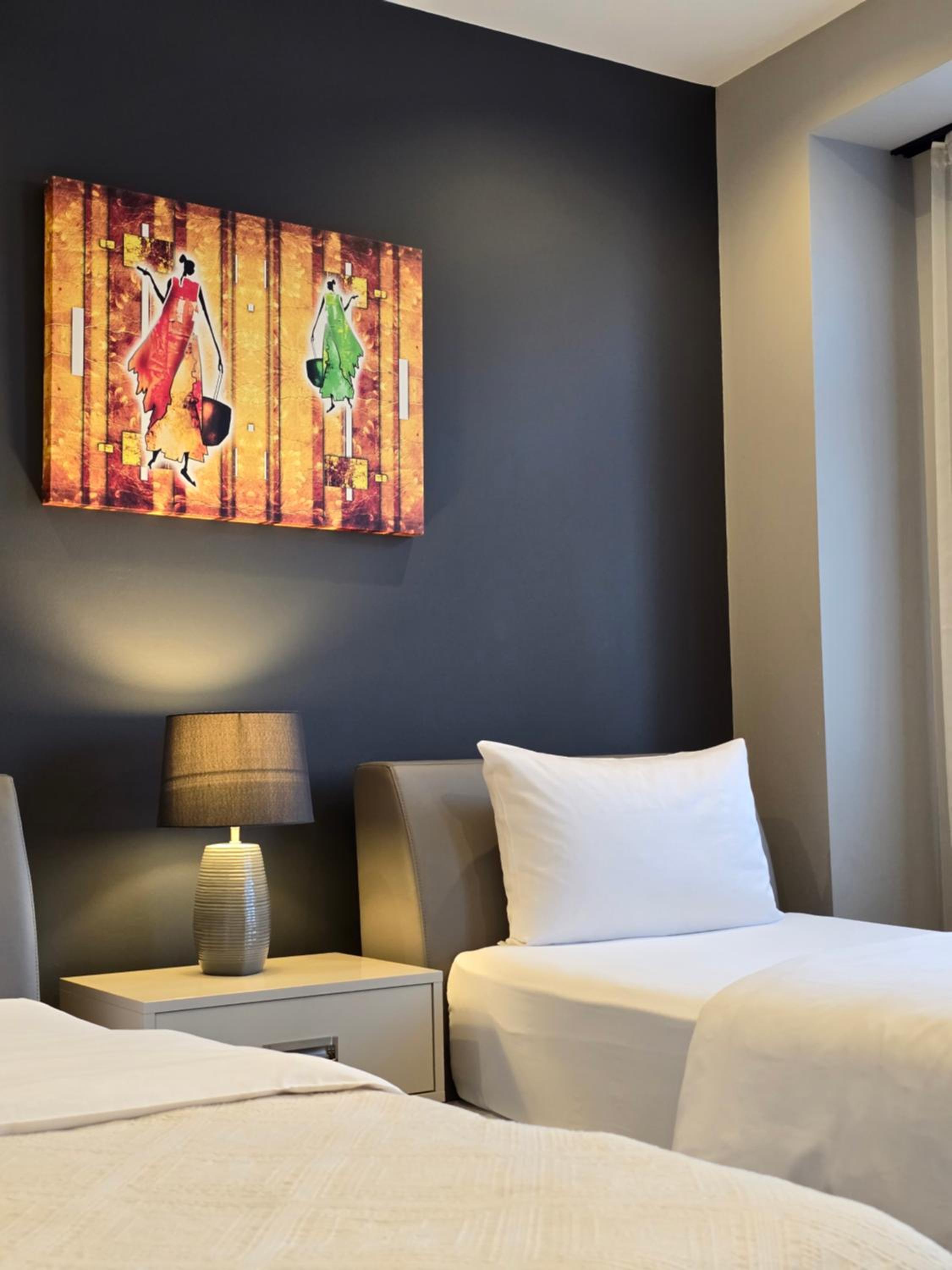 Standard Twin Room - Photo 1
