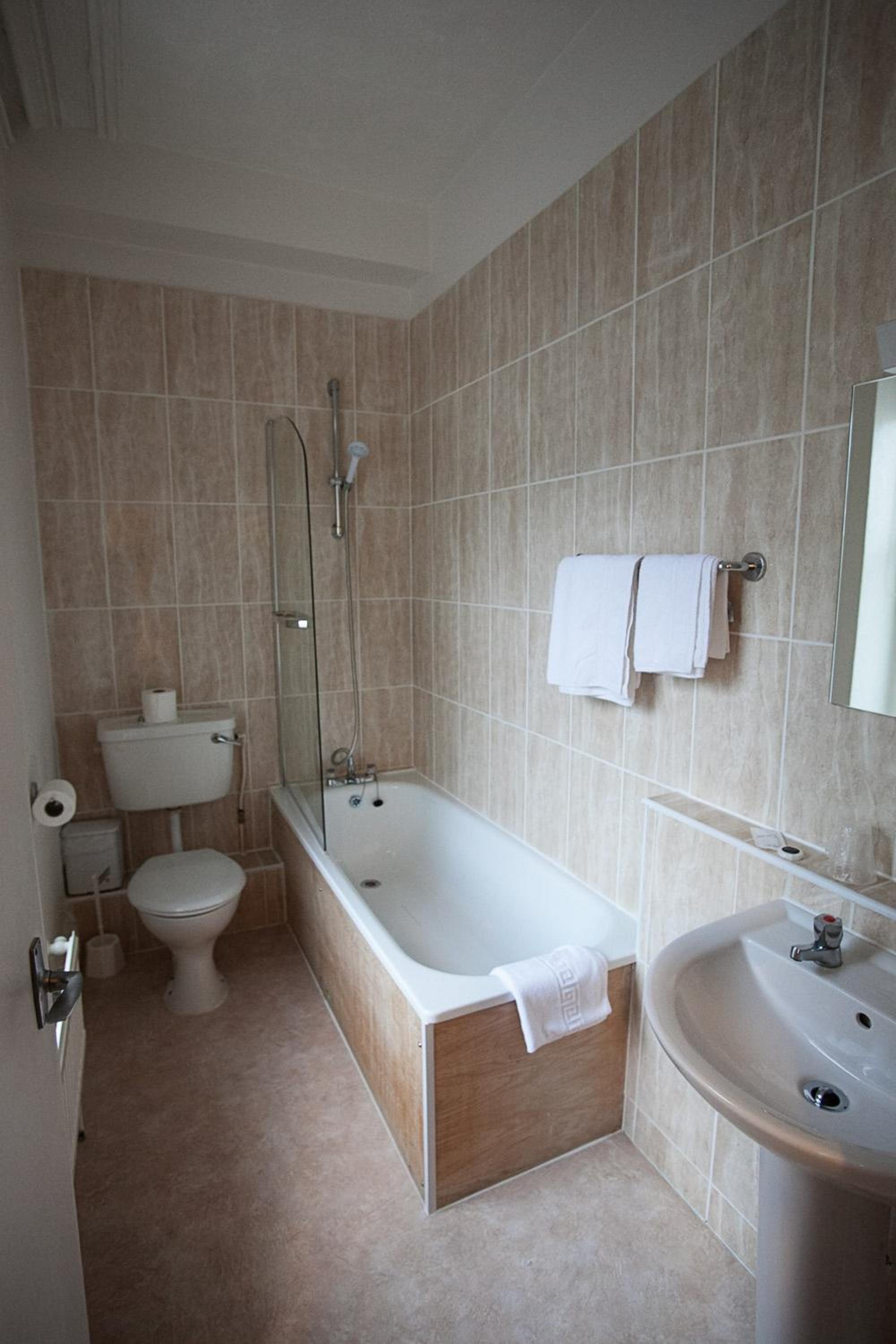Deluxe Double or Twin Room - Photo 5