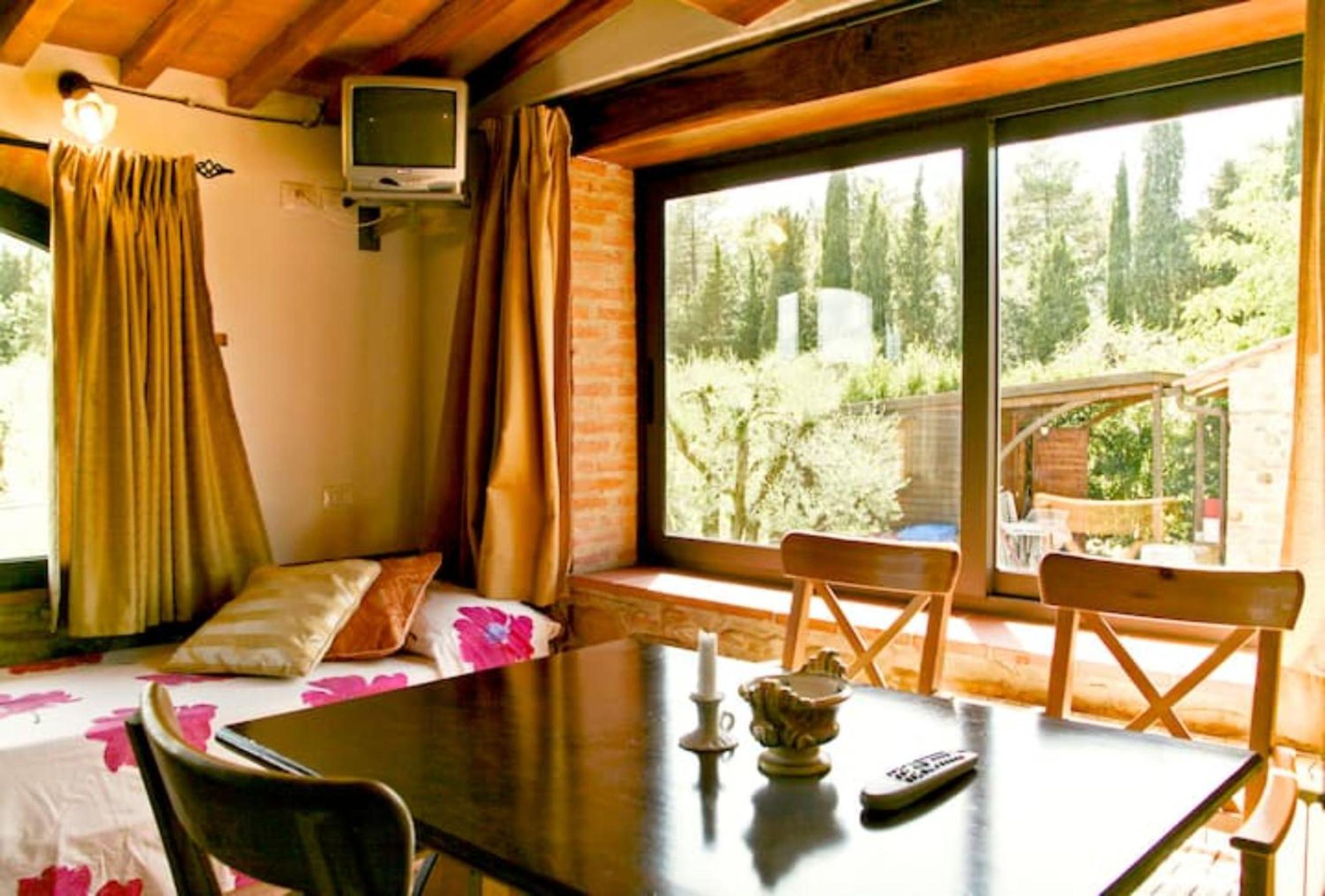 One-Bedroom Apartment with Garden View