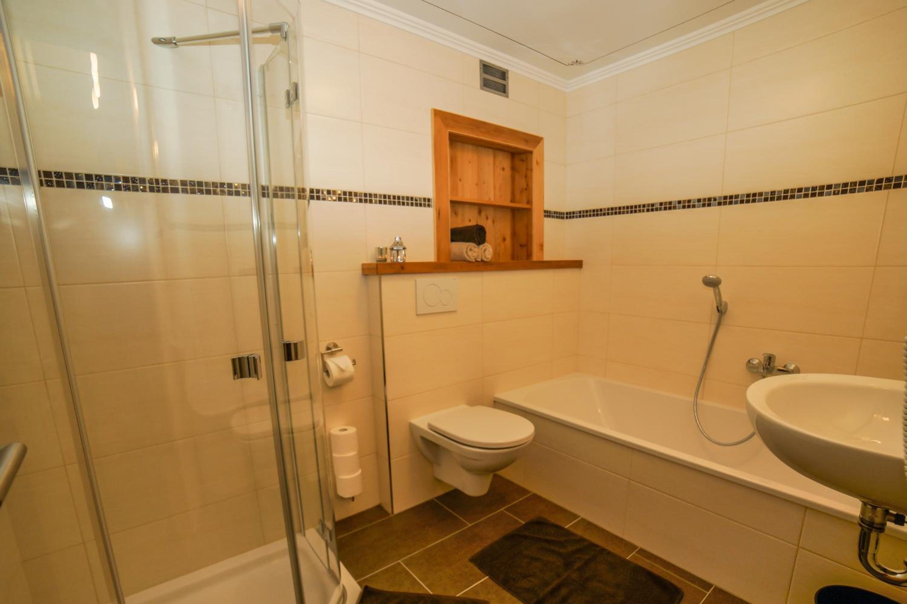 Three-Bedroom House photo 2
