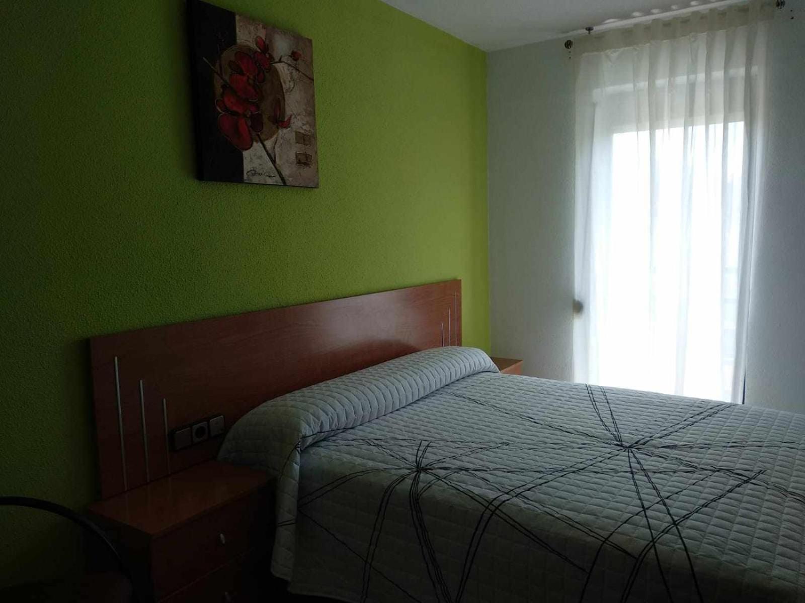 Double Room with Private Bathroom - Photo 16