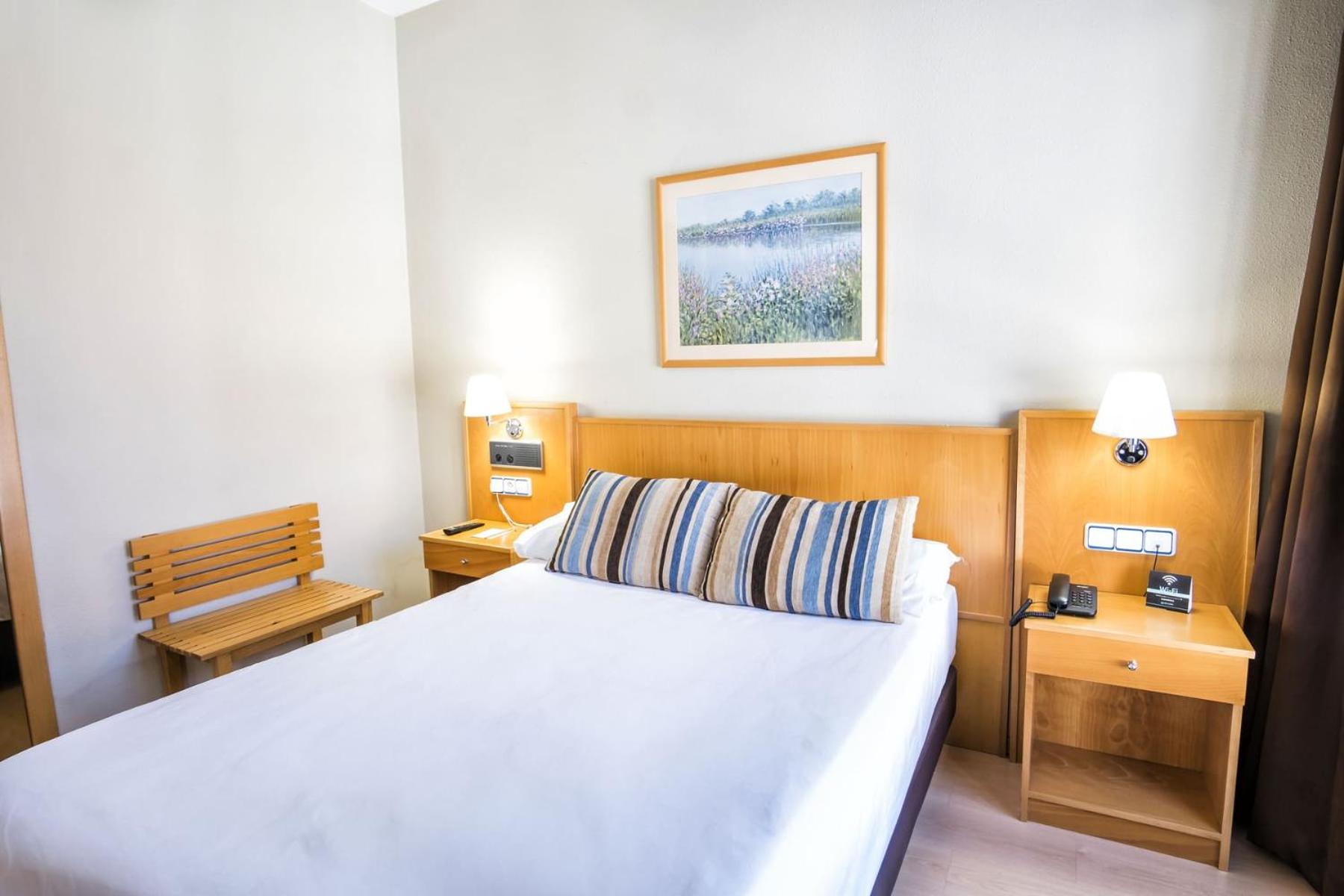 Economy Double or Twin Room - Photo 7