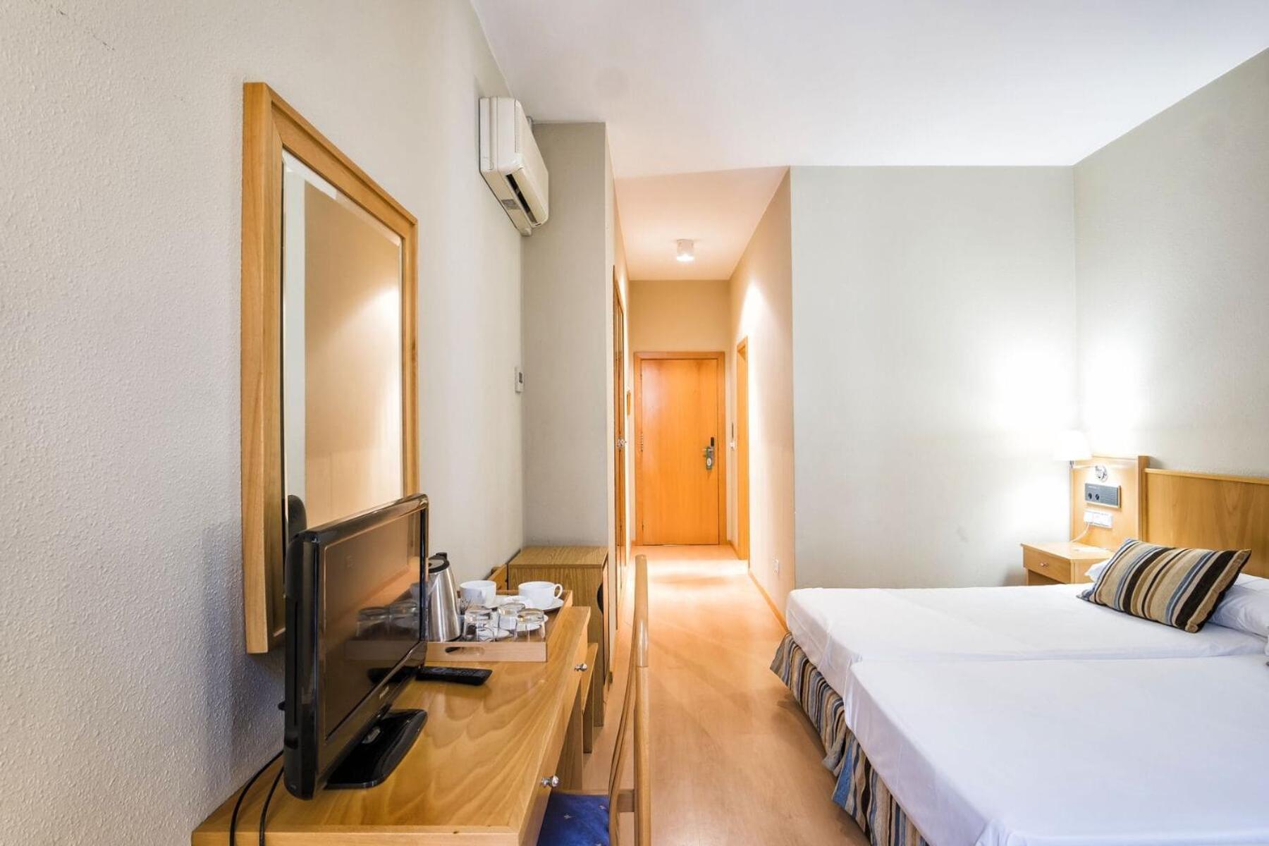 Triple Room - Photo 3