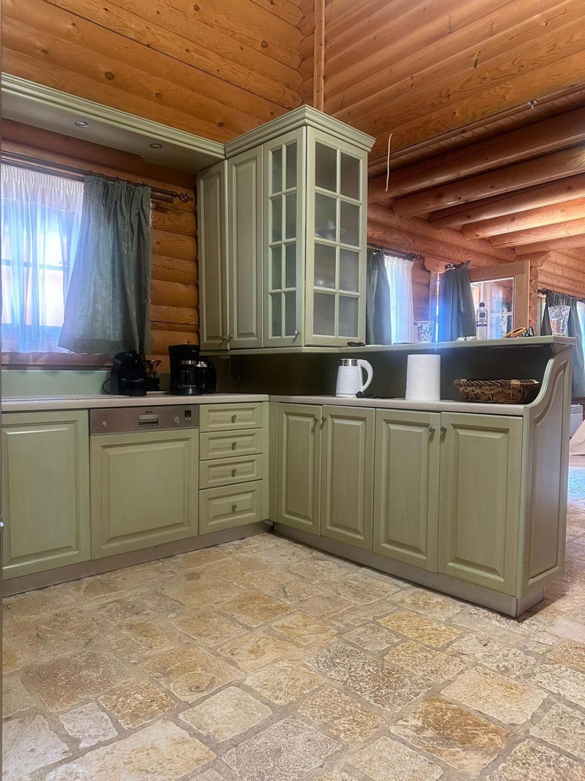 Three-Bedroom Villa photo 2