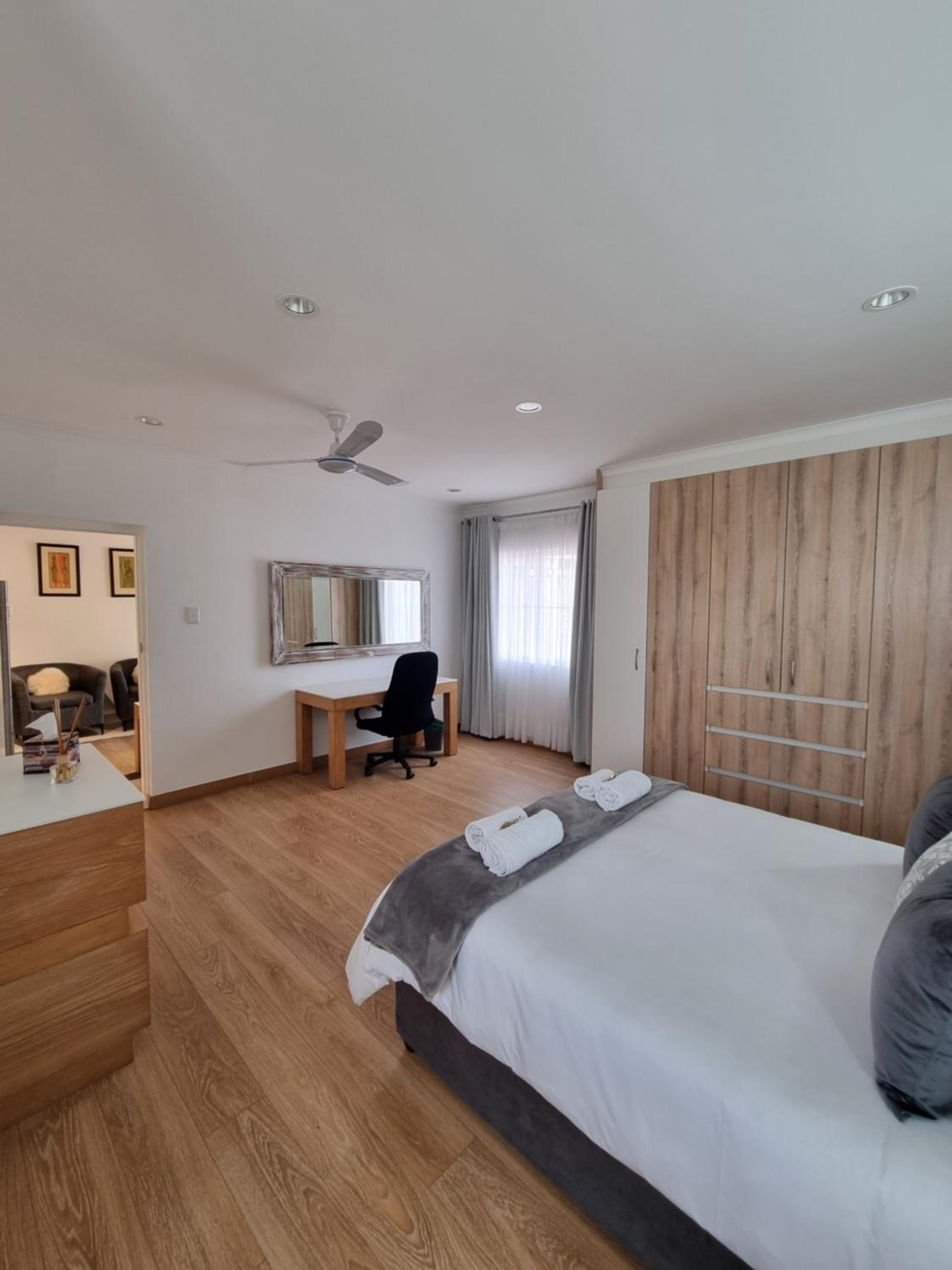 One-Bedroom Apartment - Photo 18