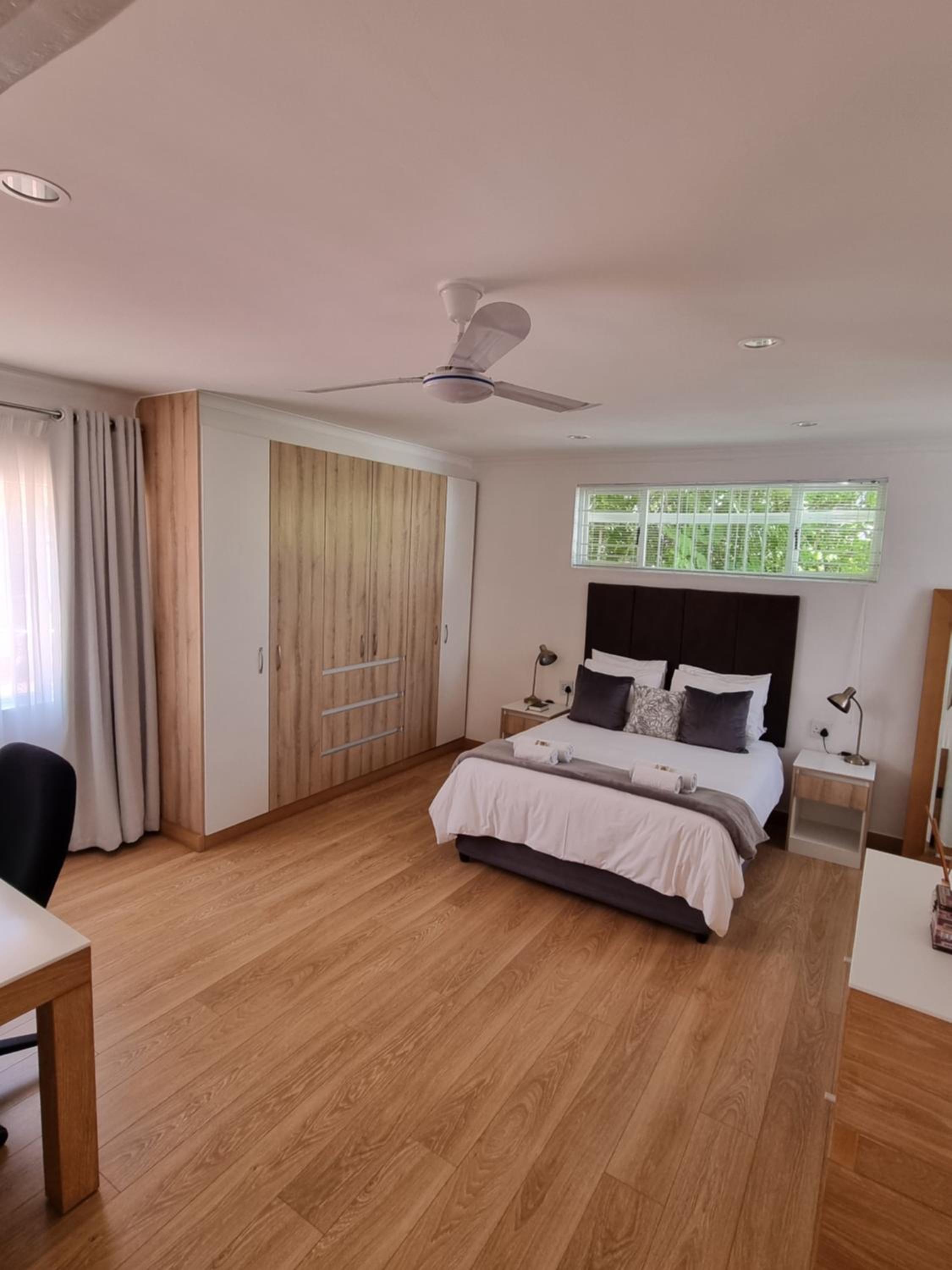 One-Bedroom Apartment - Photo 17