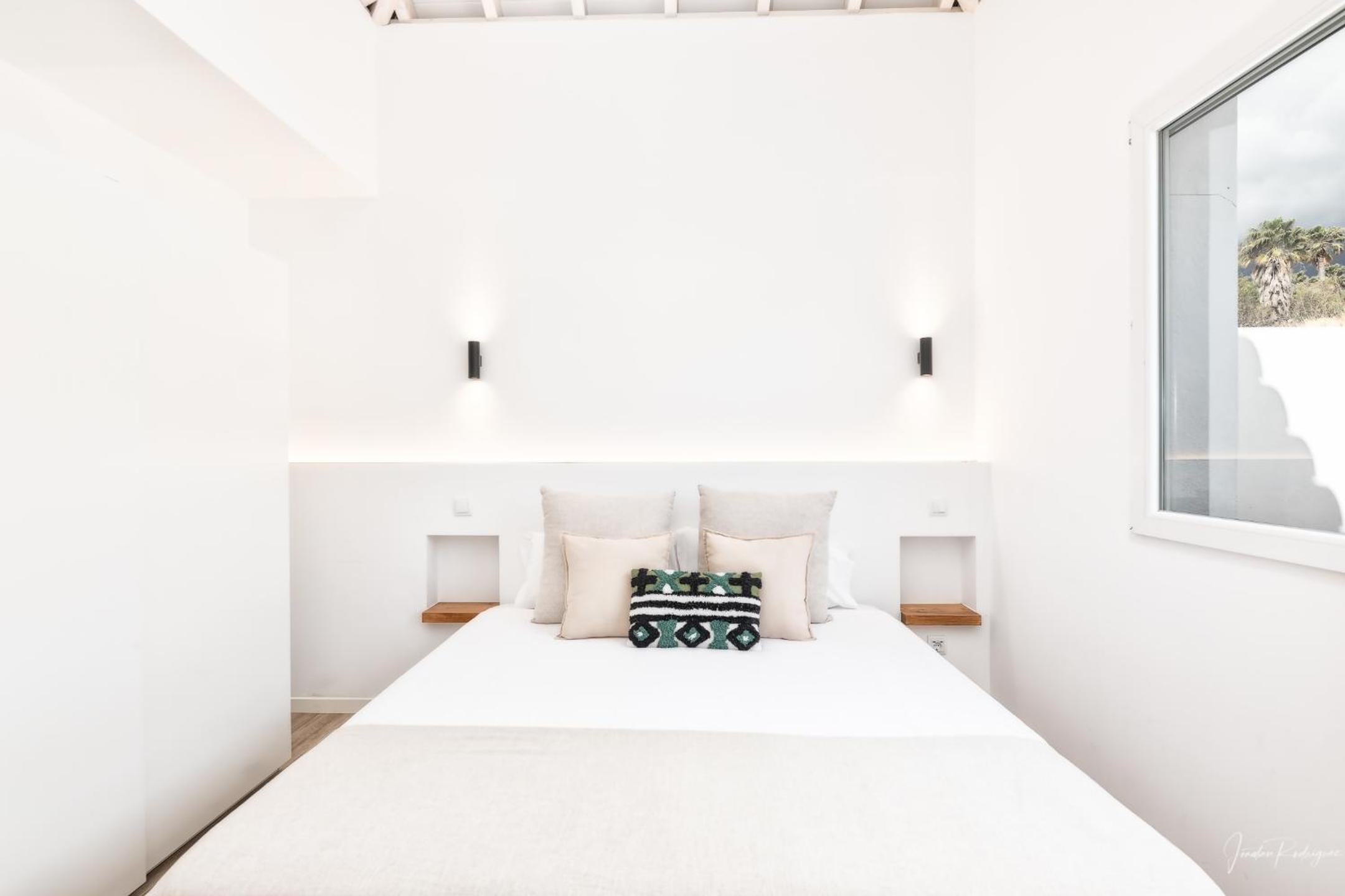 Two-Bedroom House photo 2