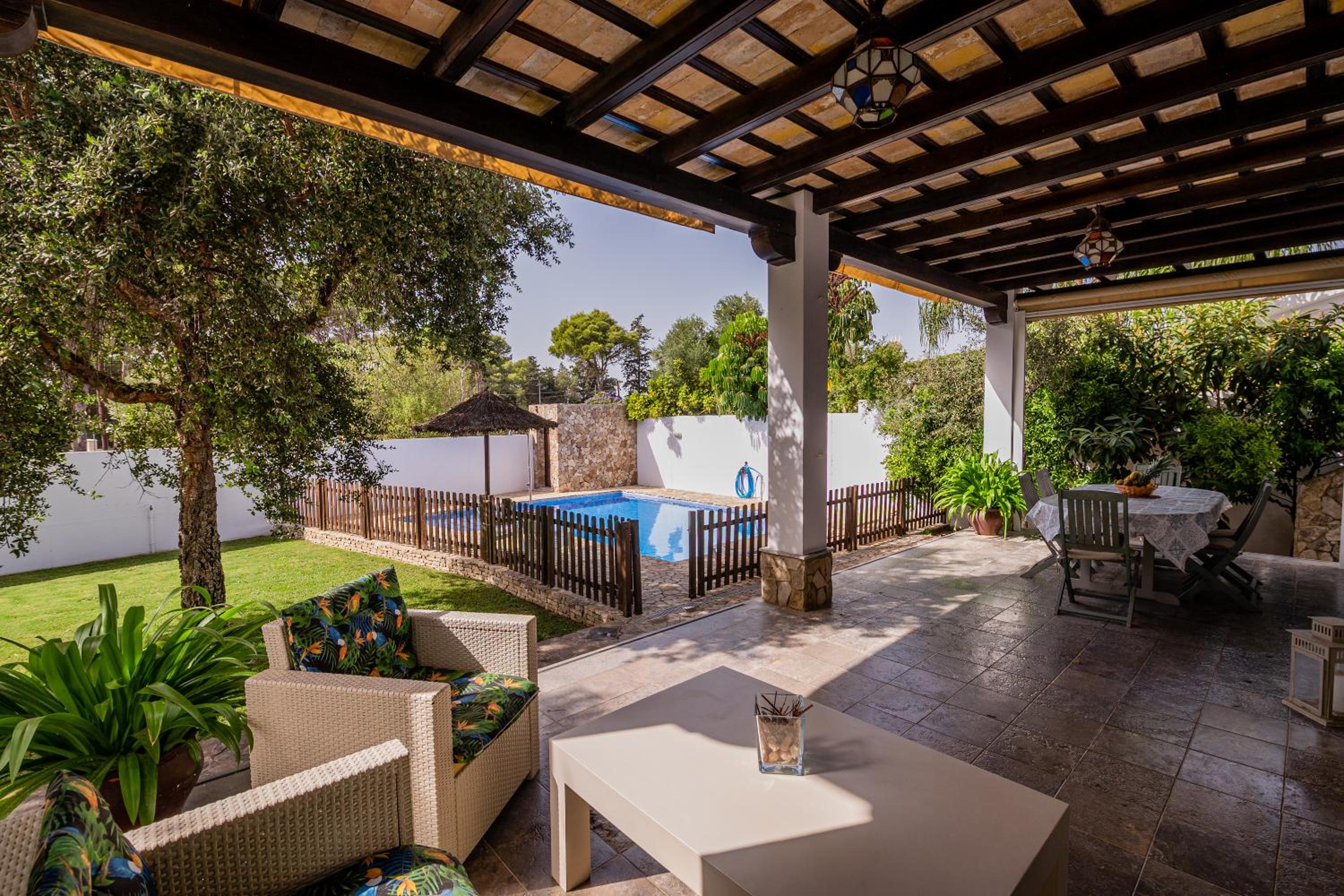 Villa con vistas al jardín