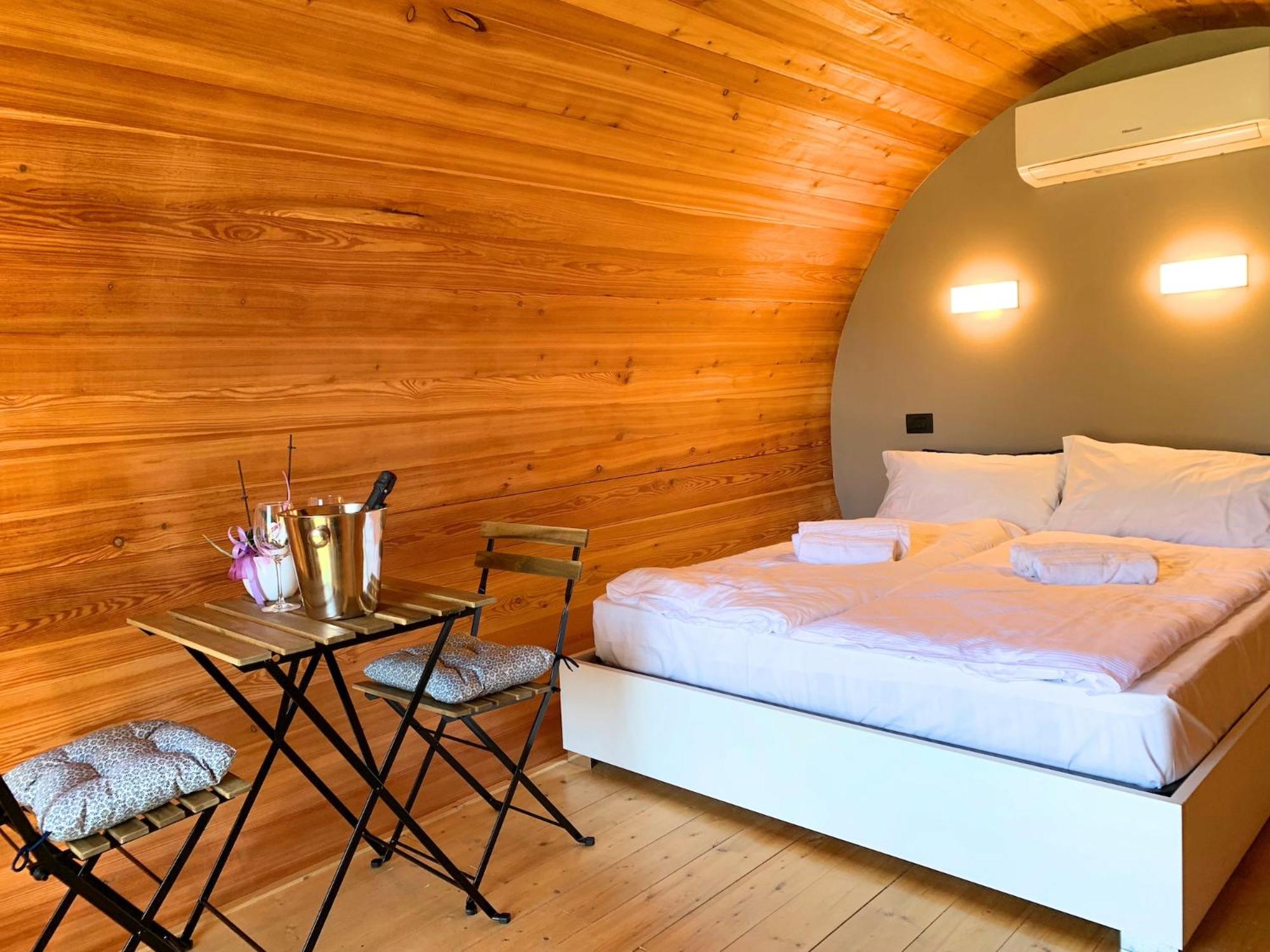 One-Bedroom Bungalow photo 1