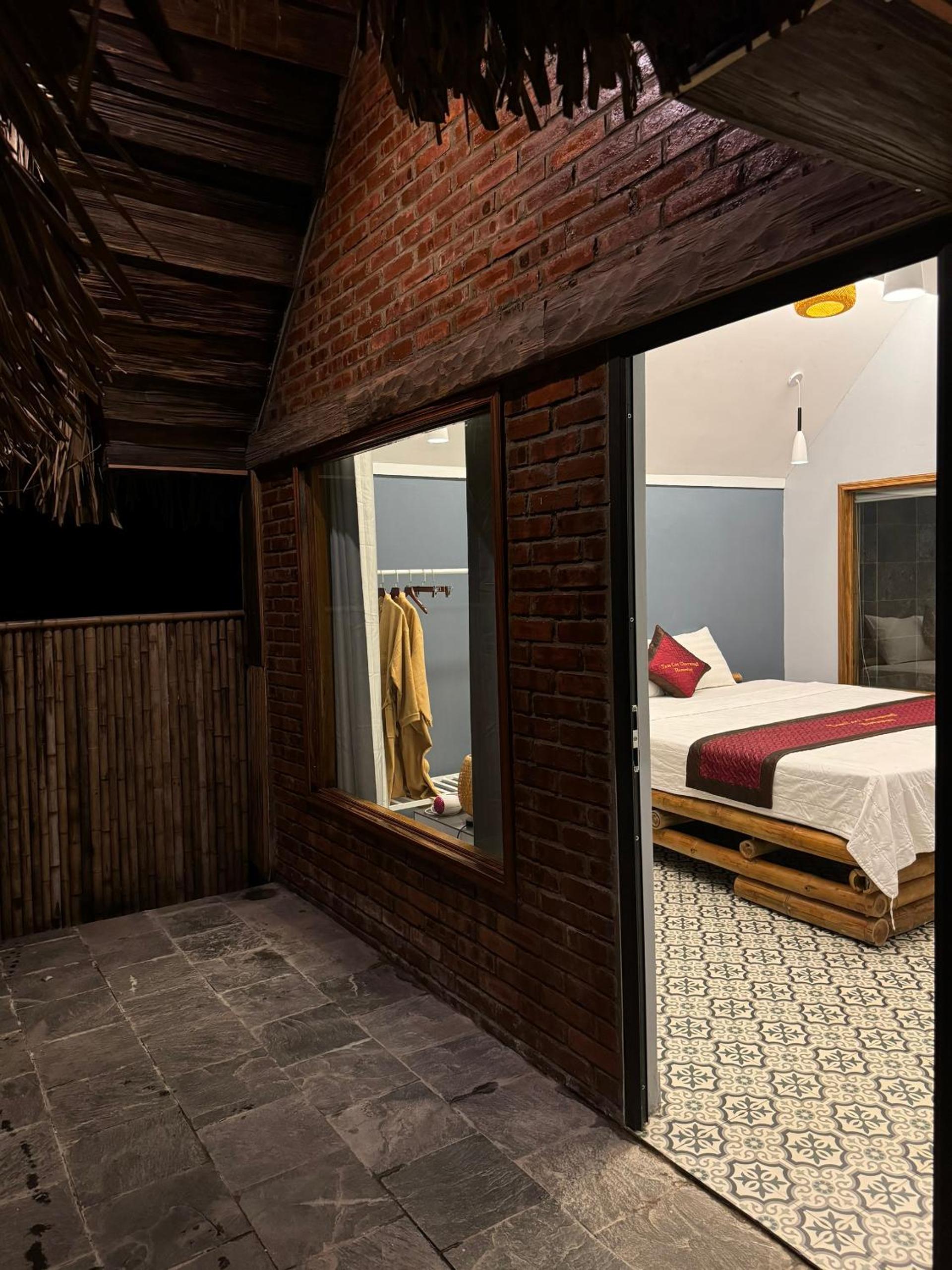 King Room with Pool View