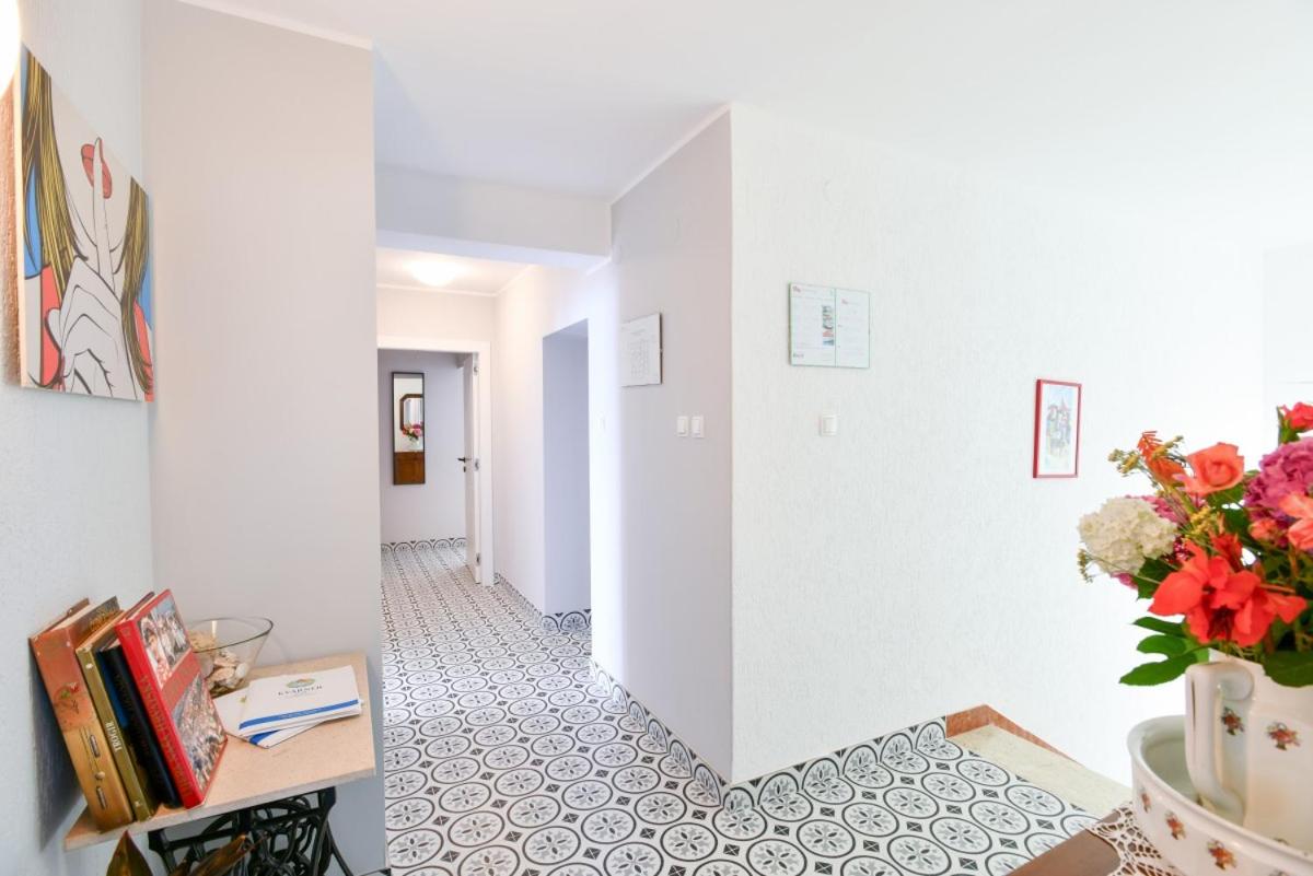 Studio Apartment With Sea View photo 1