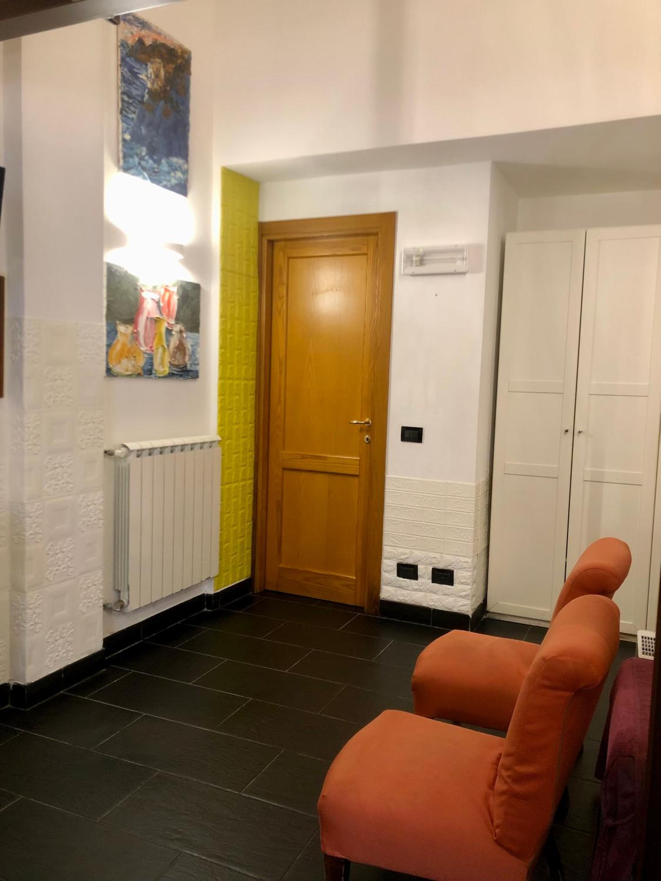 Deluxe Room - Photo 9