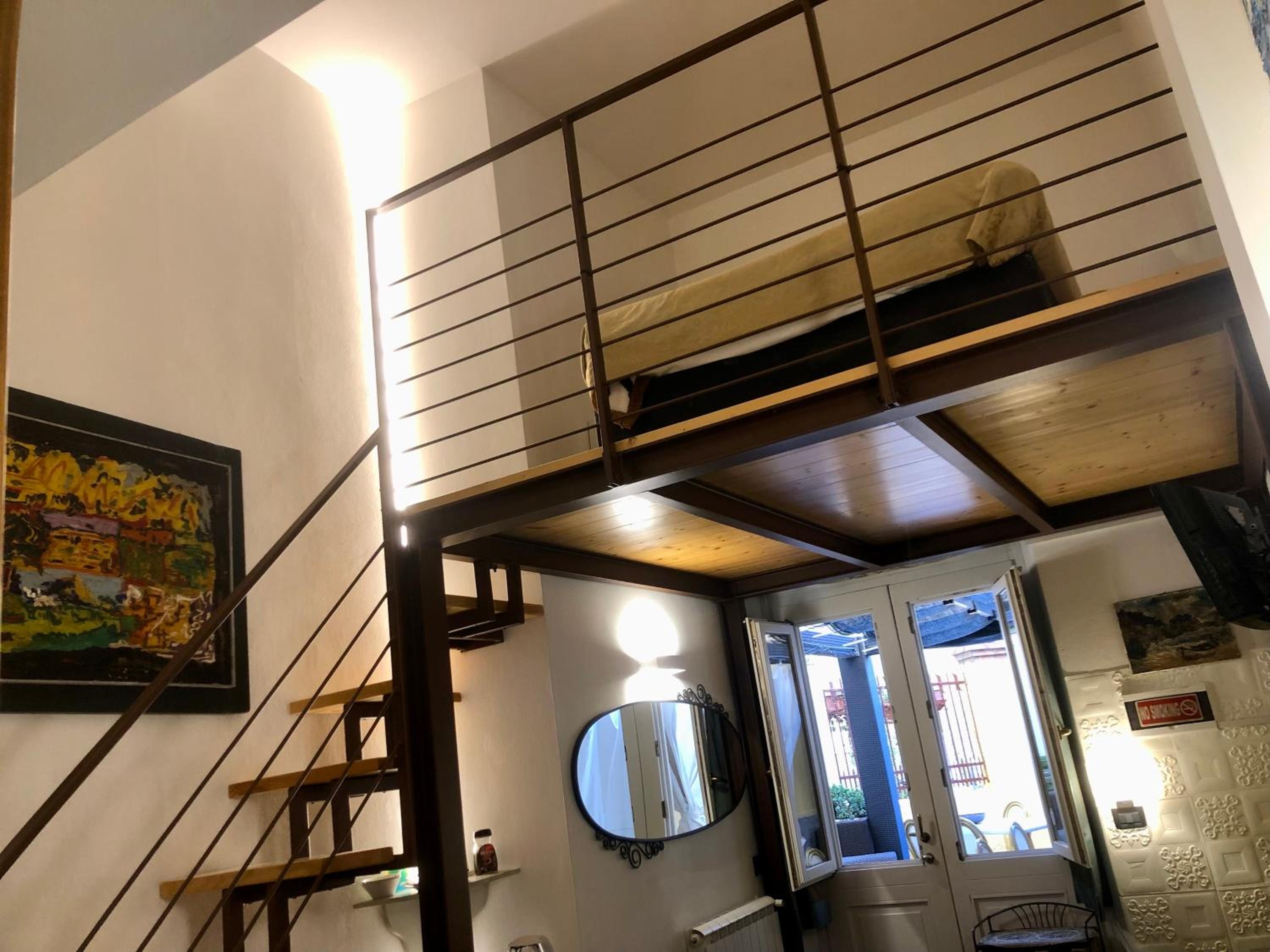 Deluxe Room - Photo 11
