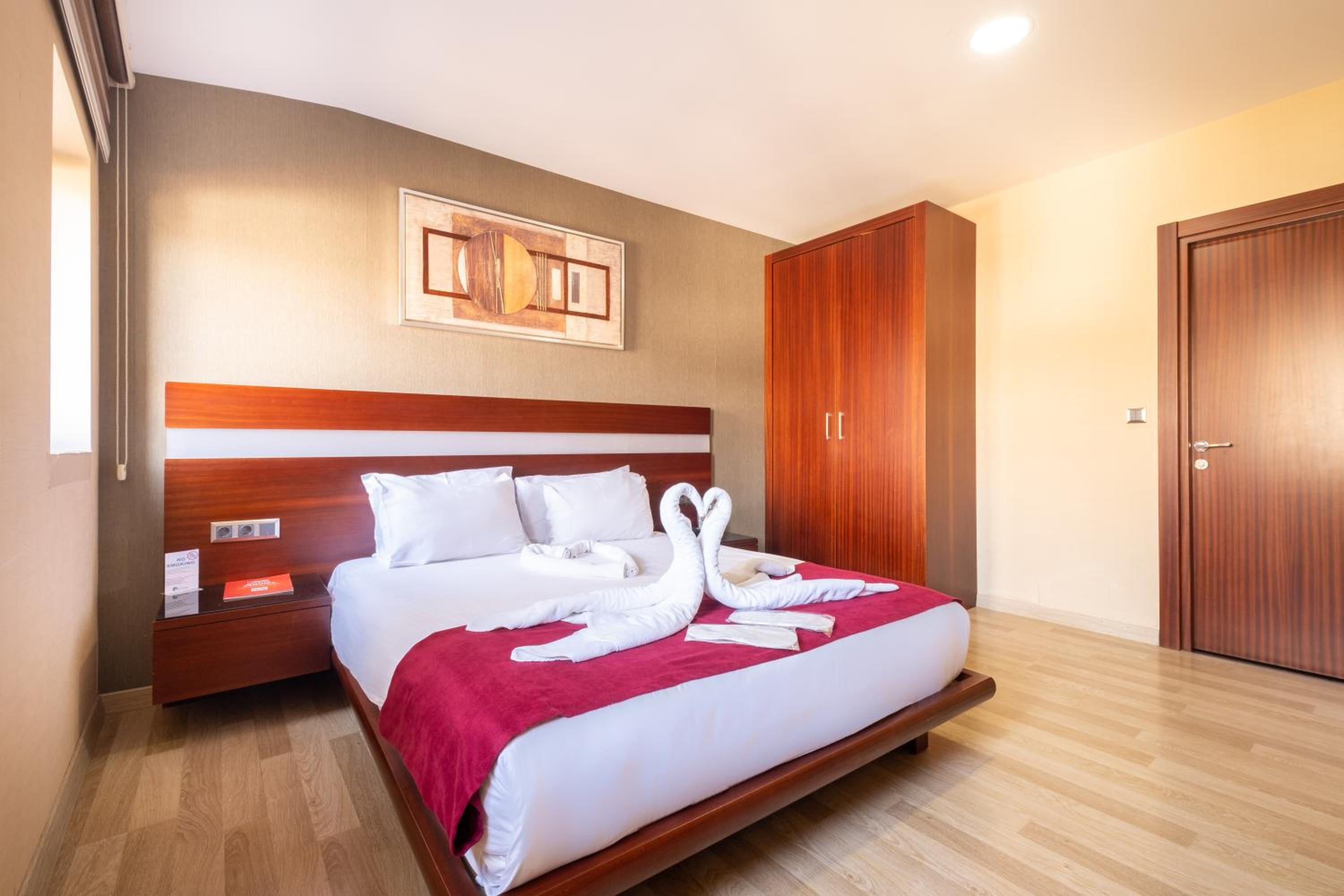 Economy Double Room photo 1