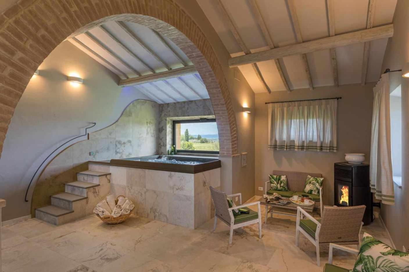 Villa photo 1