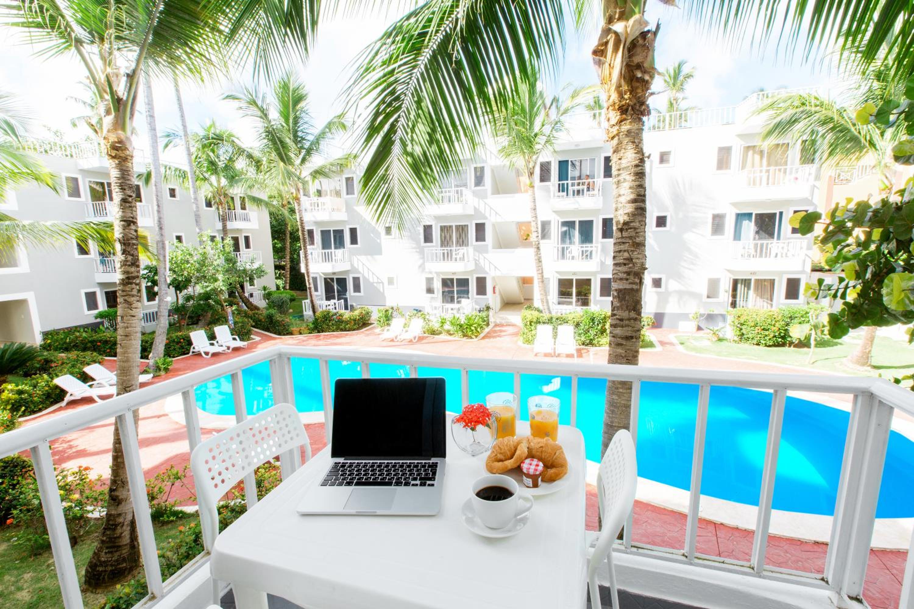 Studio With Balcony
