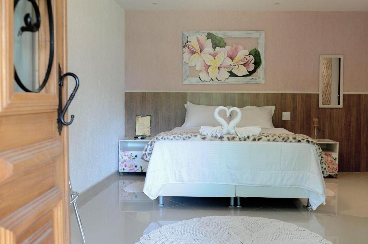 Suite with Spa Bath photo 2