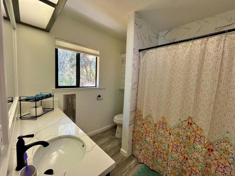 Two-Bedroom House photo 3