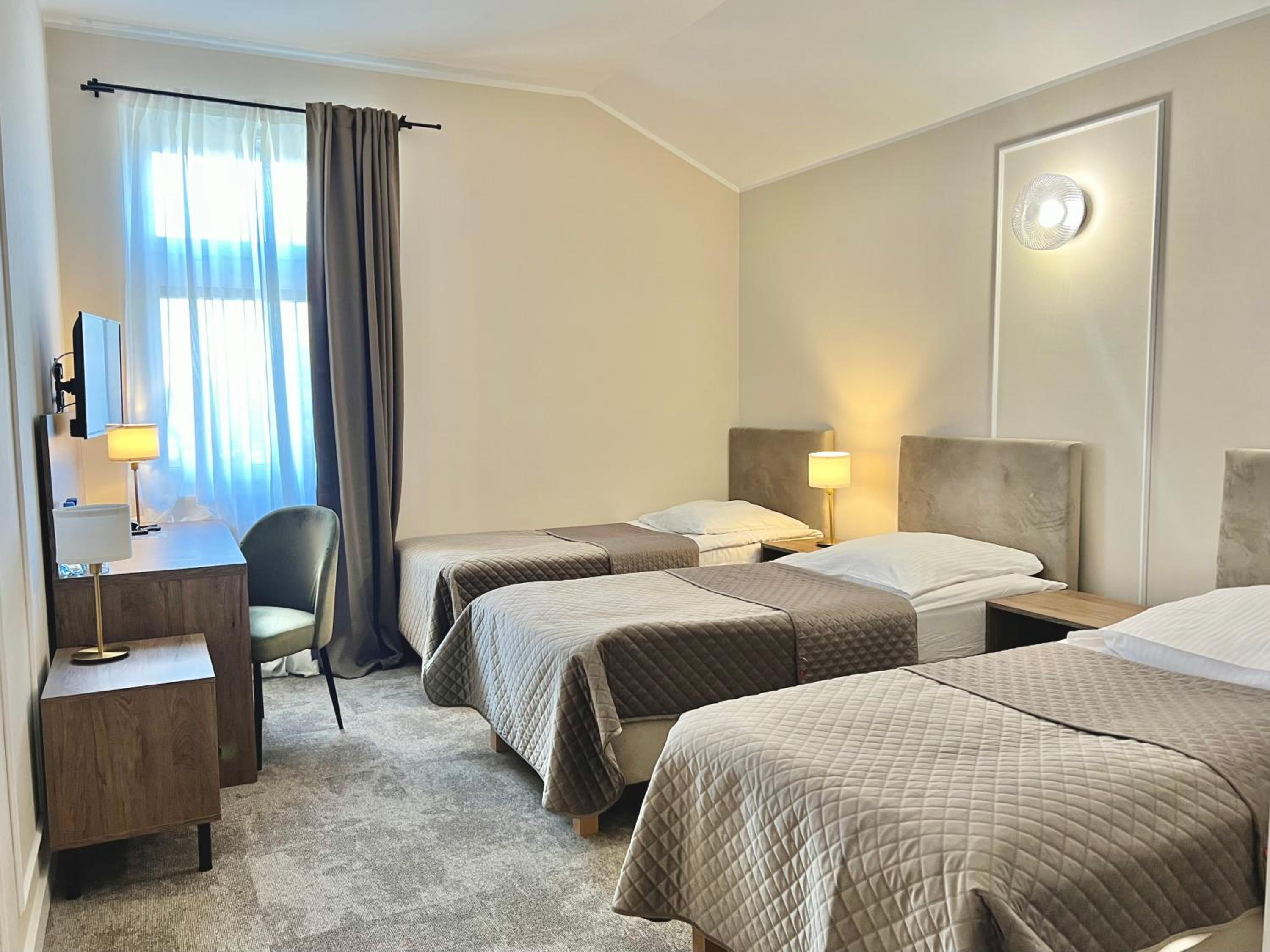 Triple Room - Photo 1