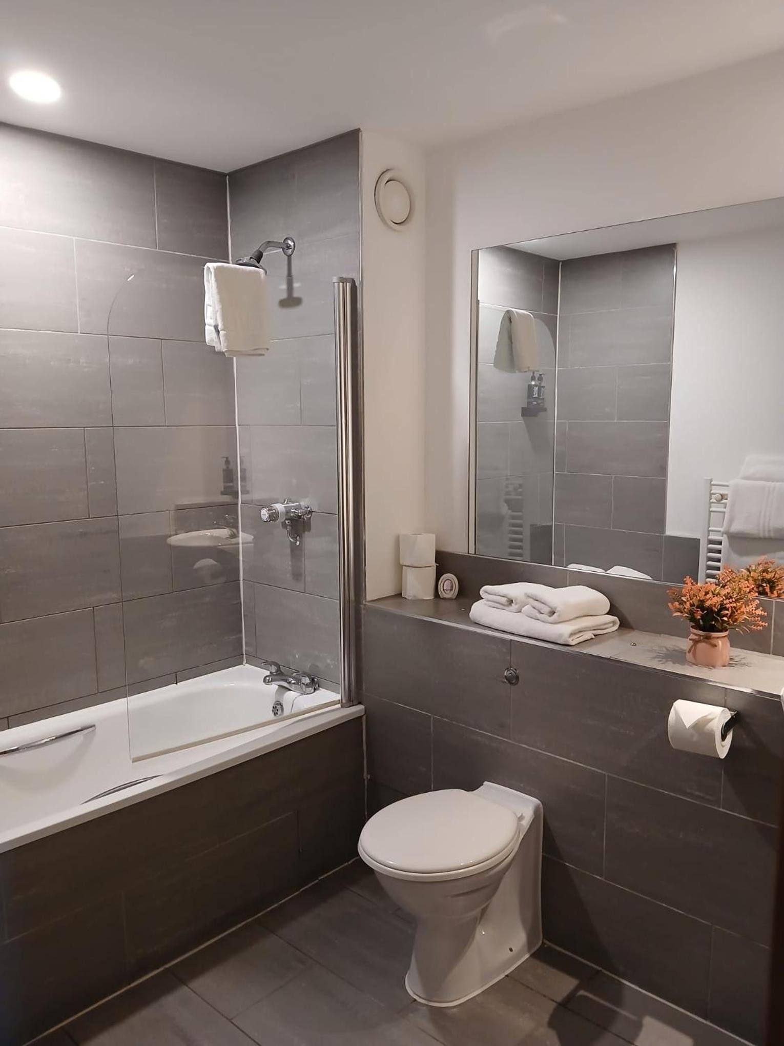 Standard Twin Room photo 3
