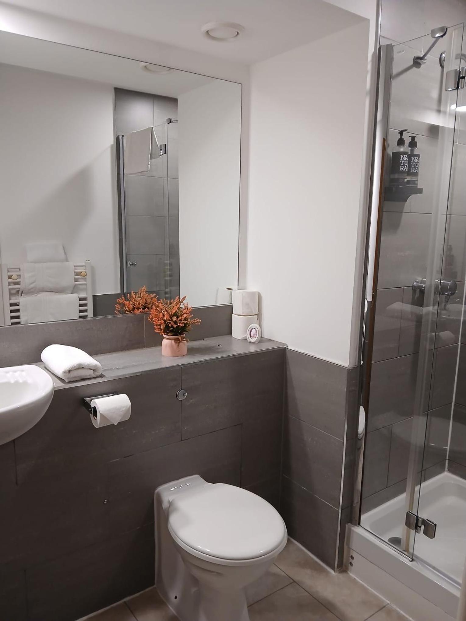 Budget Double Room photo 2