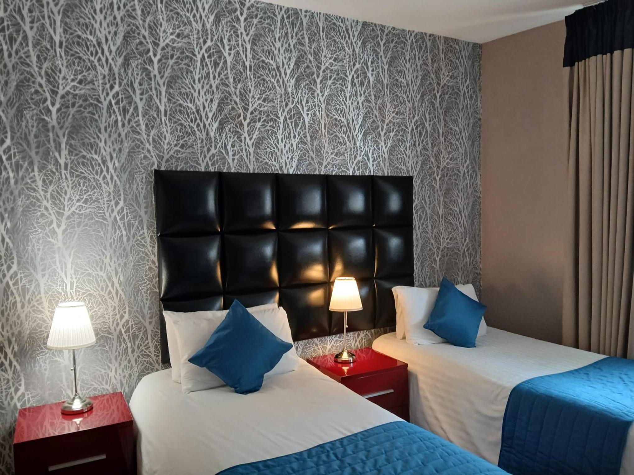 Standard Twin Room photo 3