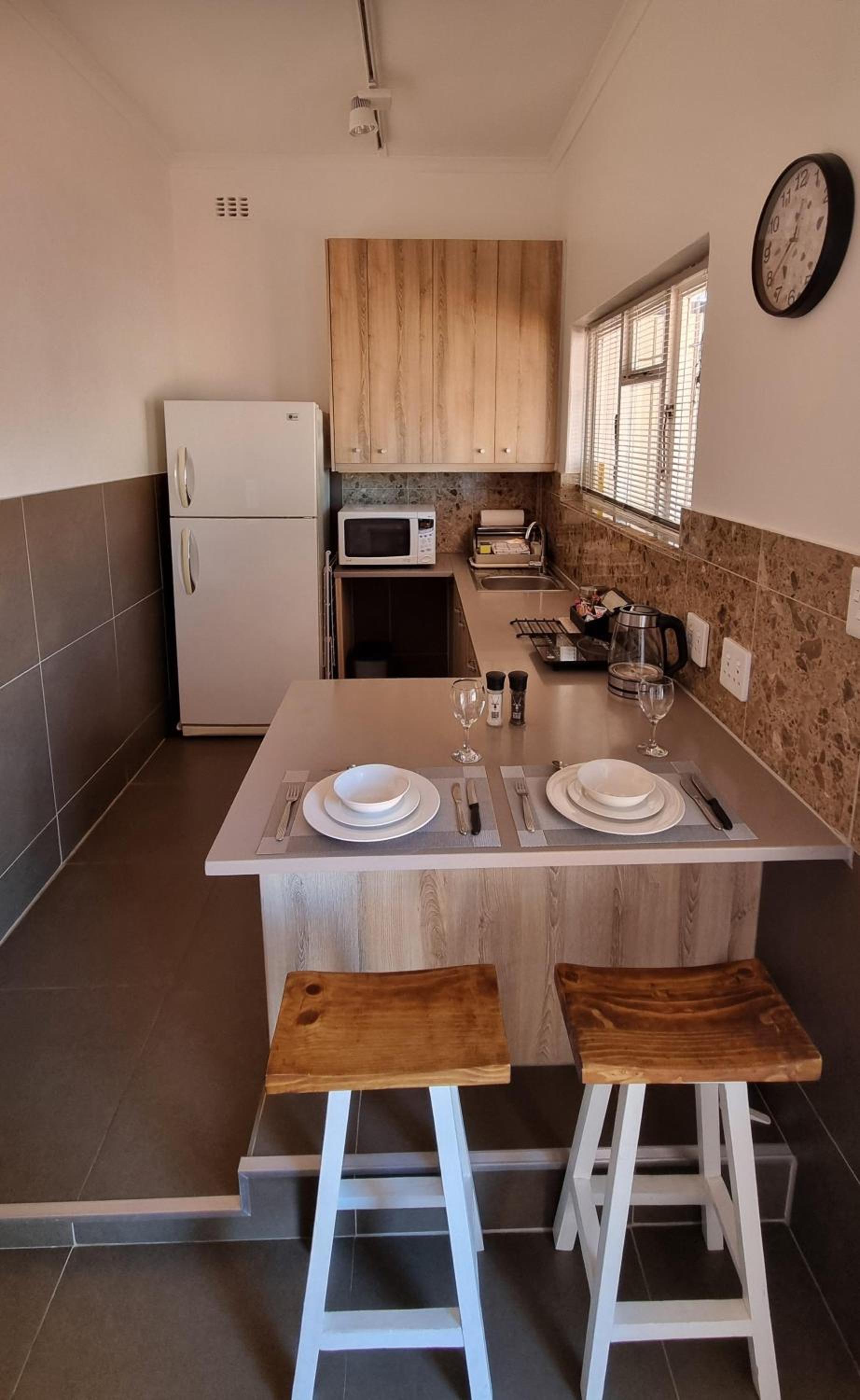 One-Bedroom Apartment - Photo 15