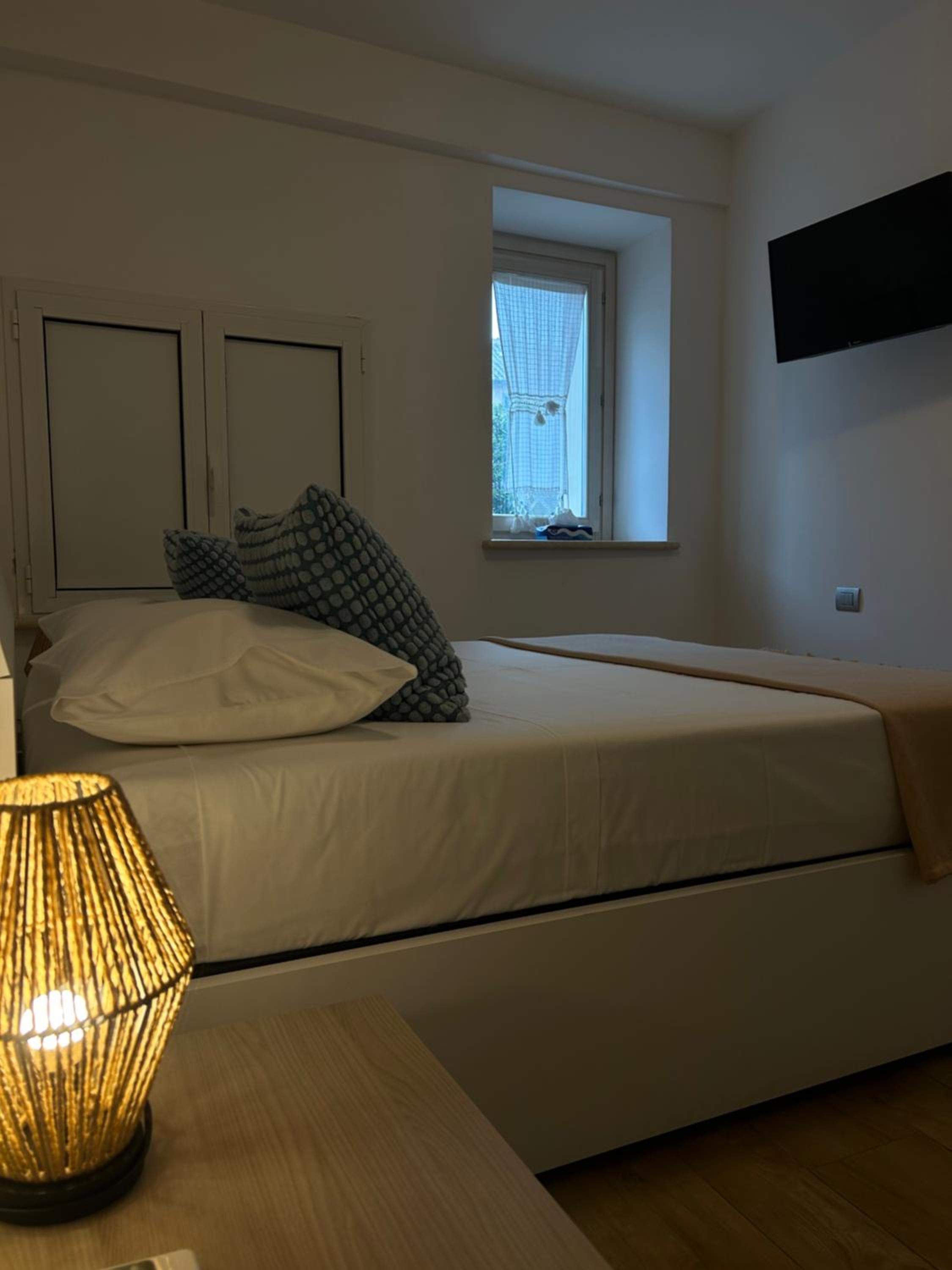 One-Bedroom Apartment With City View