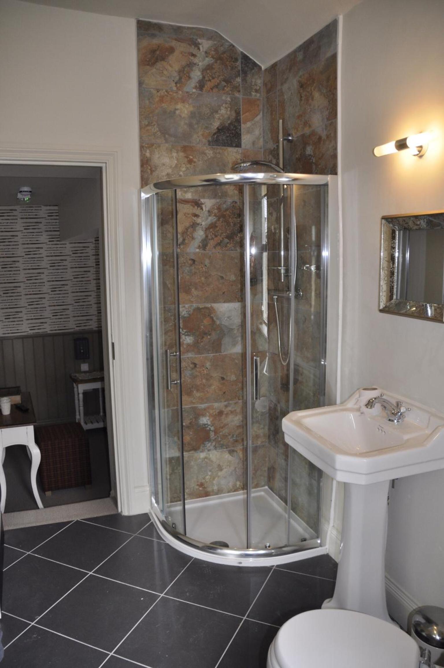 Double Room - Photo 2