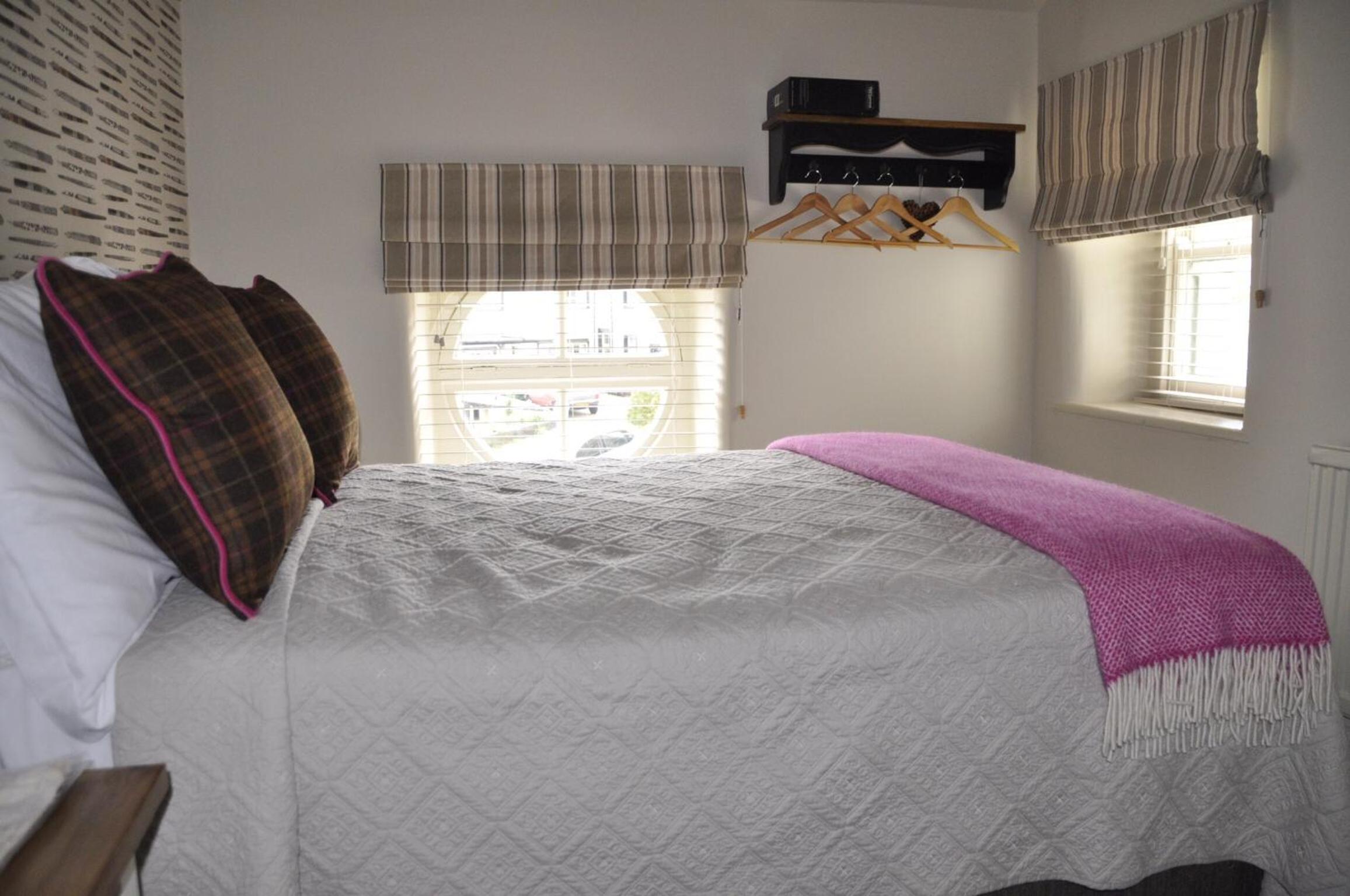 Double Room - Photo 4