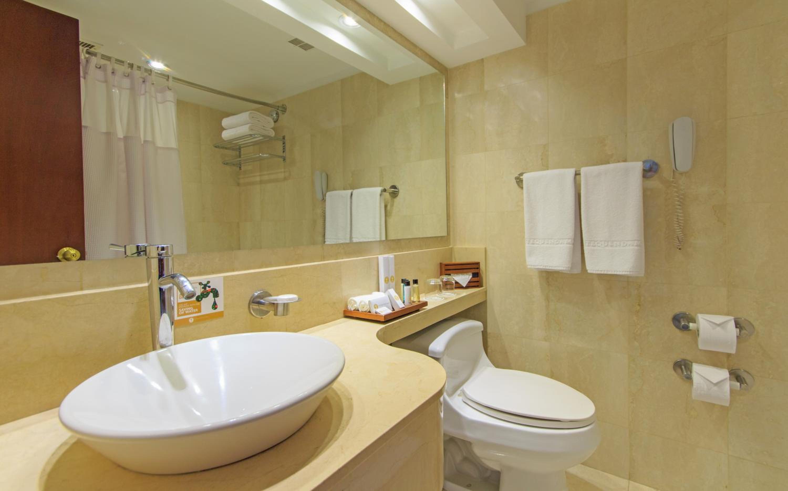 Twin Room - Photo 8