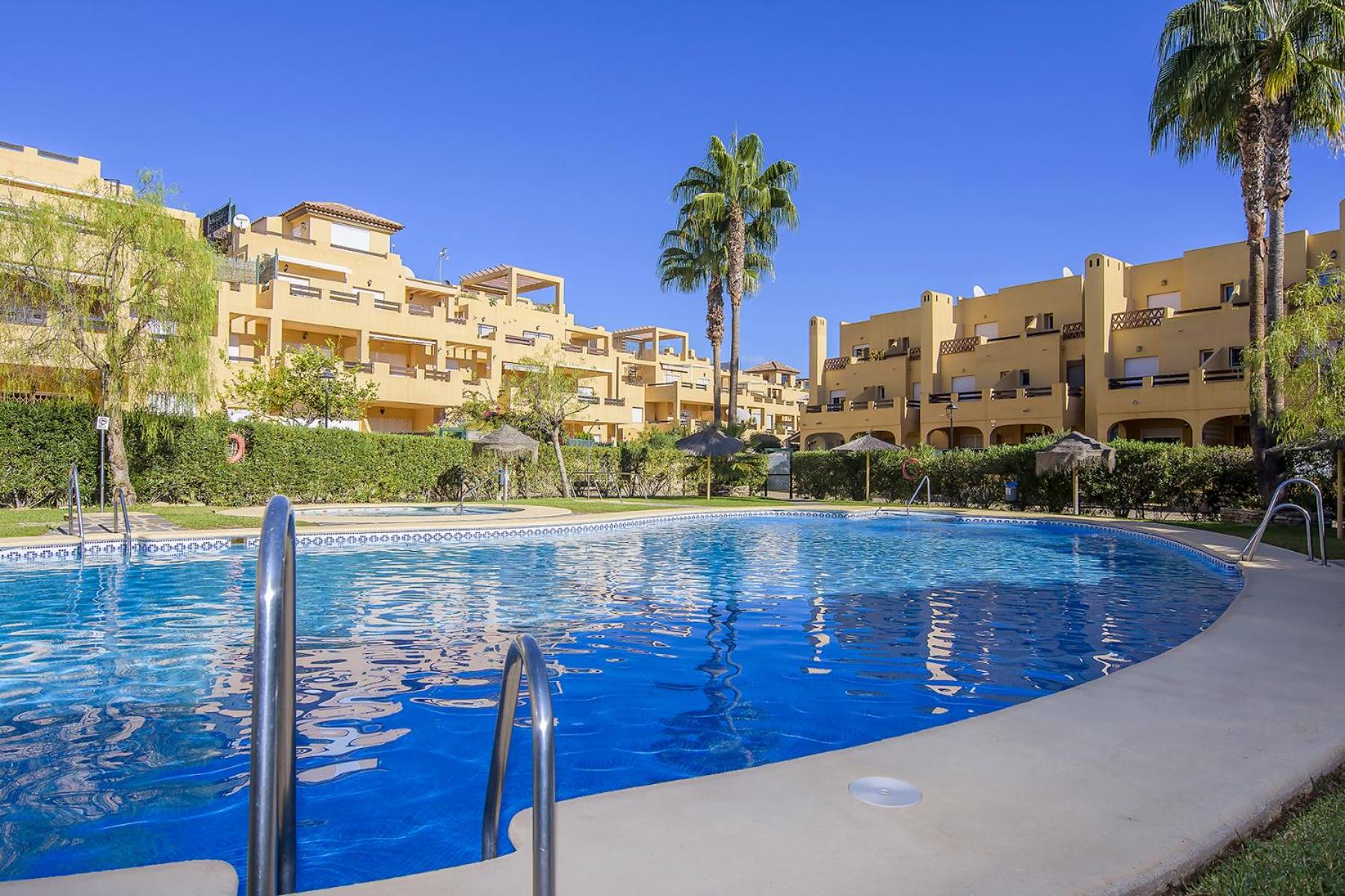 Apartment with Pool View  photo 3