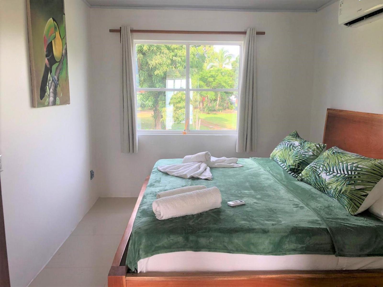 Deluxe King Suite photo 2