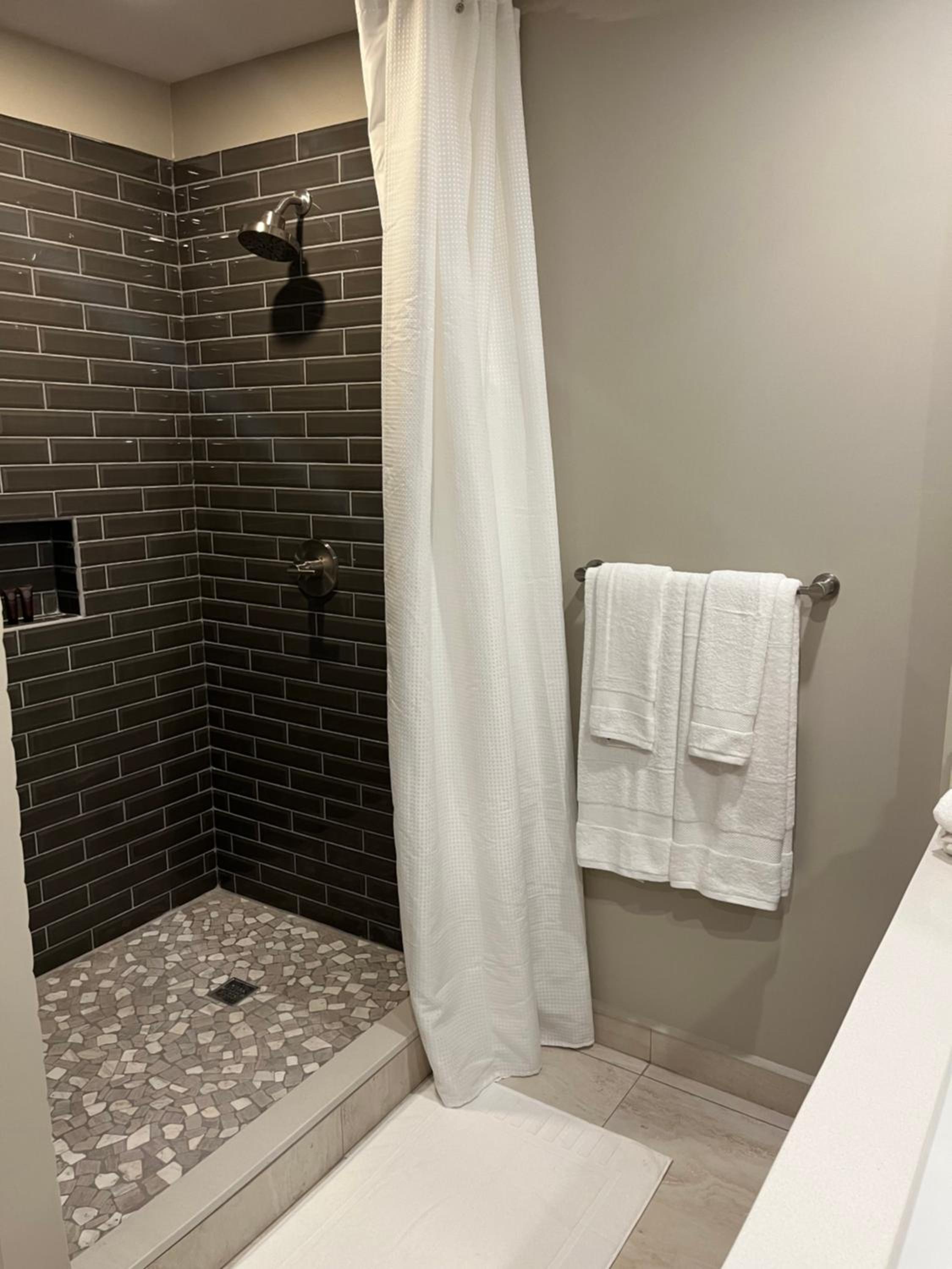 Two-Bedroom Suite photo 3