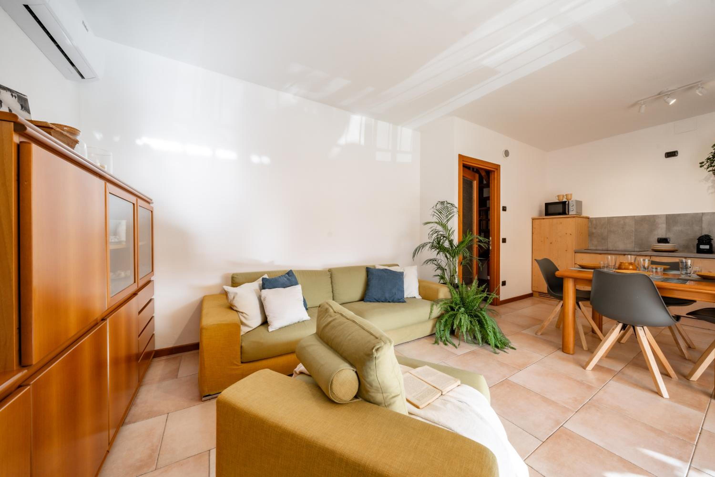 Three-Bedroom Villa photo 1