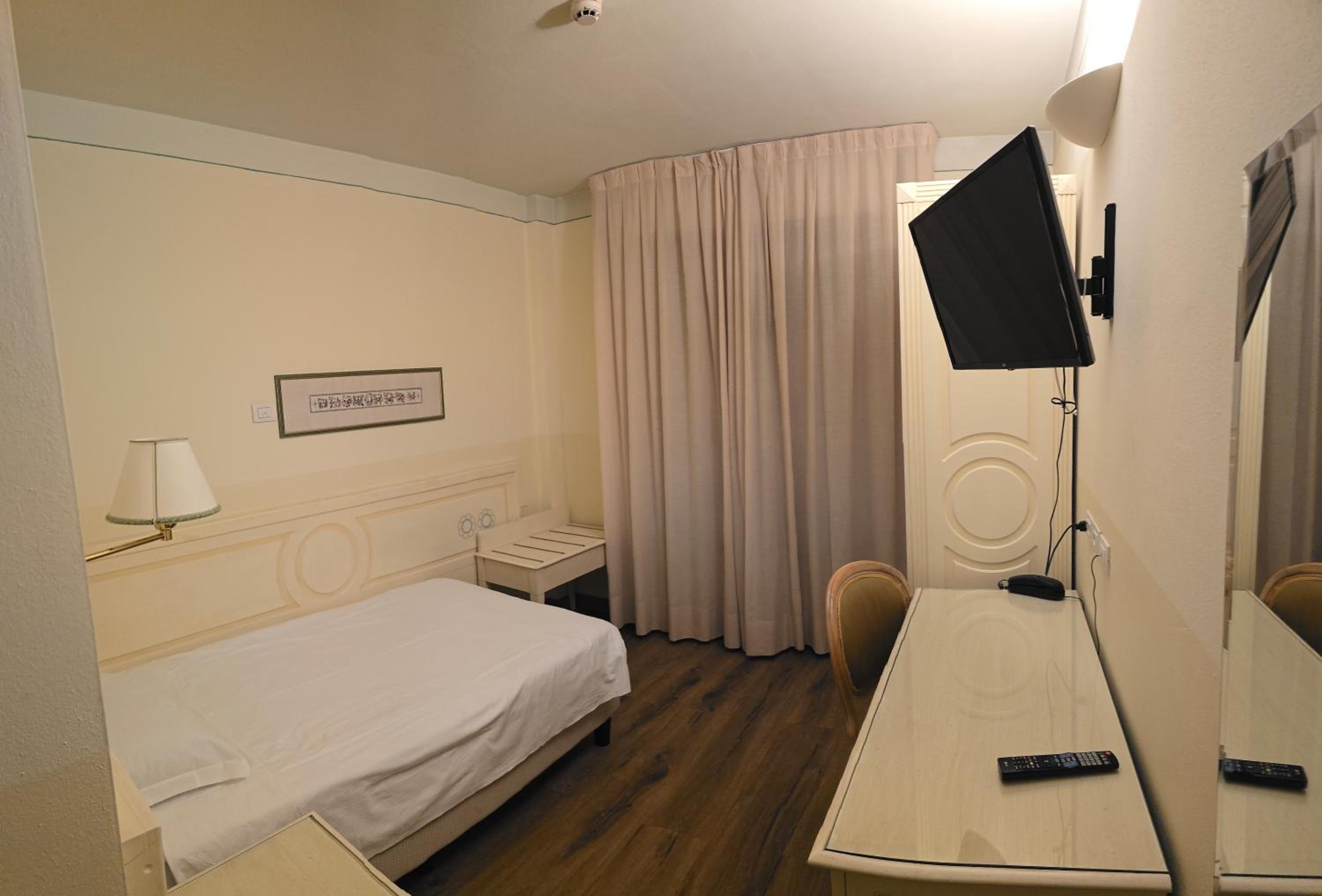 Comfort Single Room
