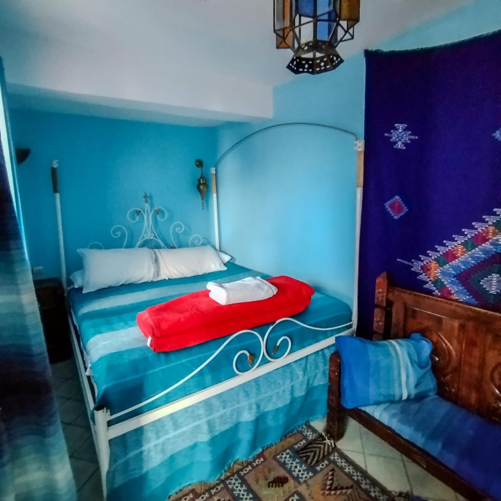 Deluxe Double Room (2 Adults + 1 Child) photo 2