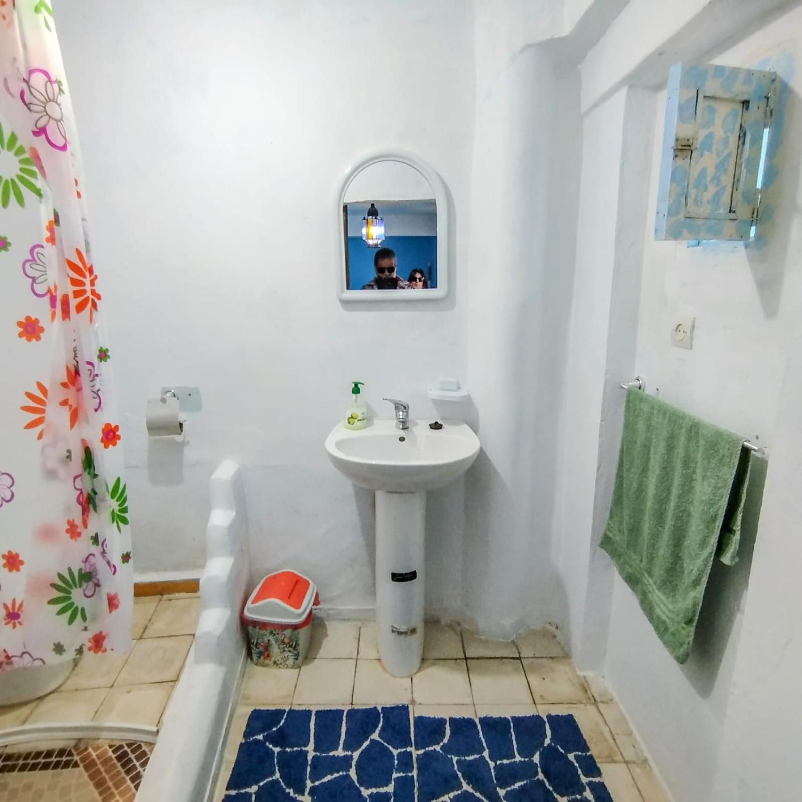Deluxe Double Room (2 Adults + 1 Child) photo 3